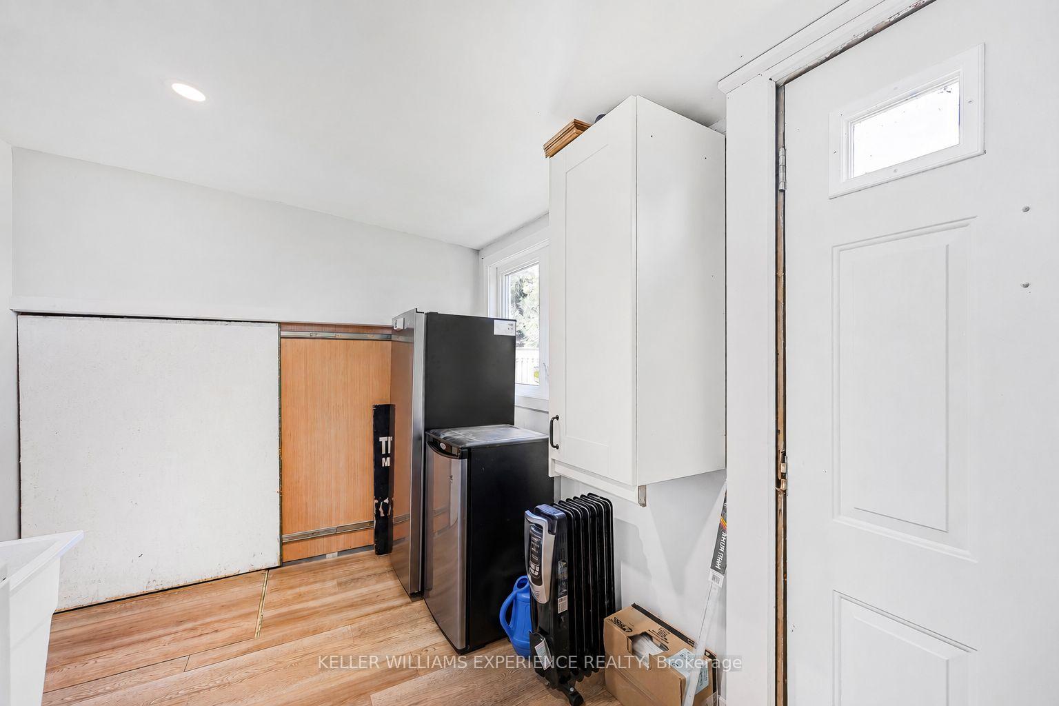 Photo 16 of 3829 Crossland Road, Springwater, Rural Springwater — HOMEH