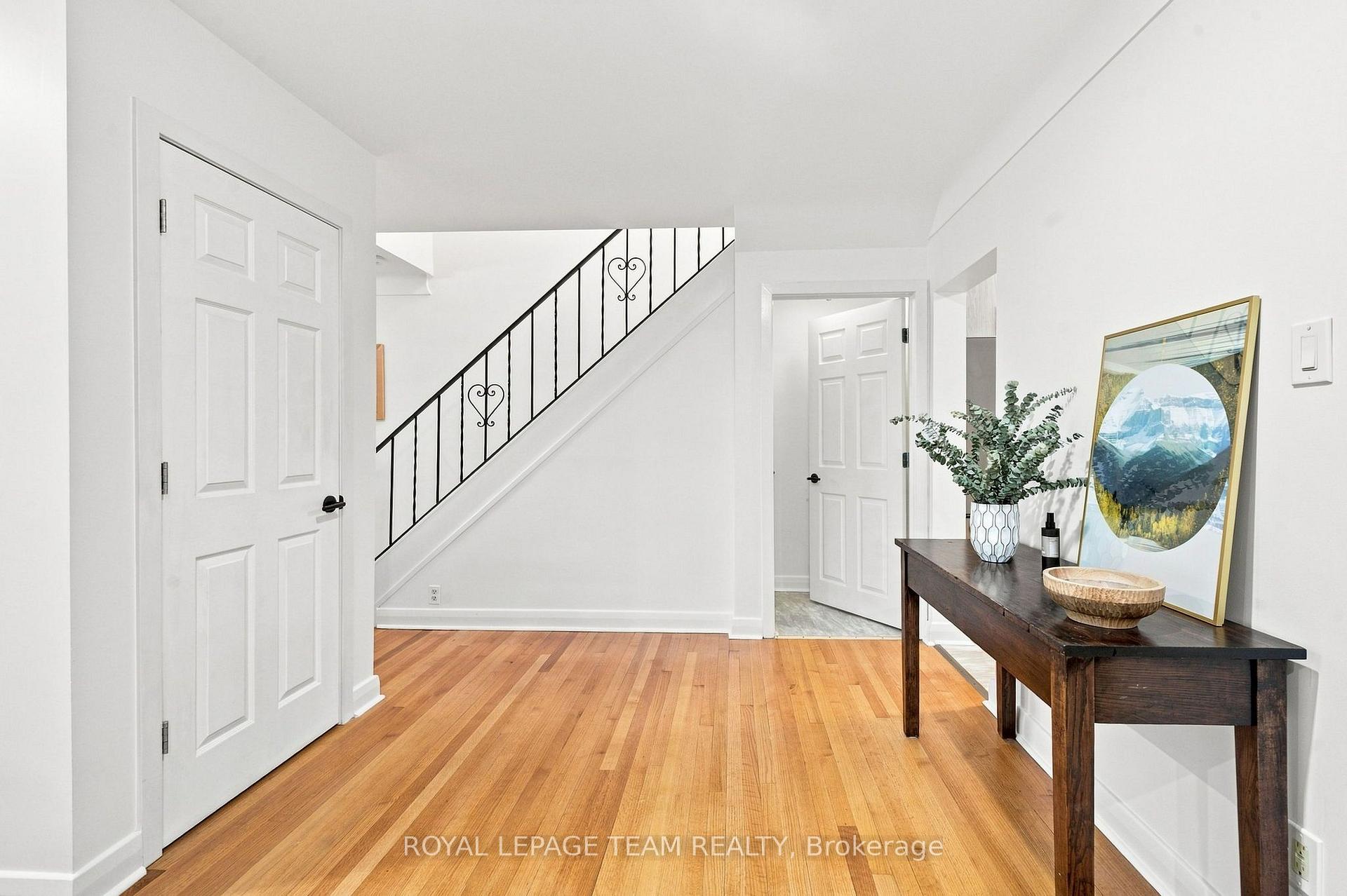 Photo 14 of 875 Woodroffe Avenue, Ottawa, McKellar Heights/Glabar Park — HOMEH
