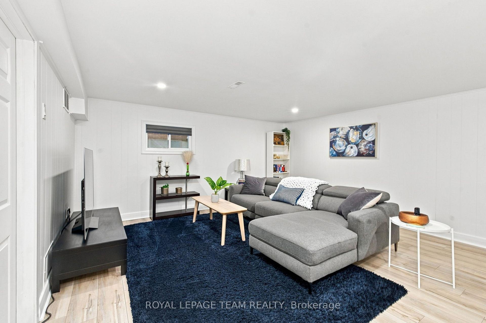 Photo 39 of 875 Woodroffe Avenue, Ottawa, McKellar Heights/Glabar Park — HOMEH