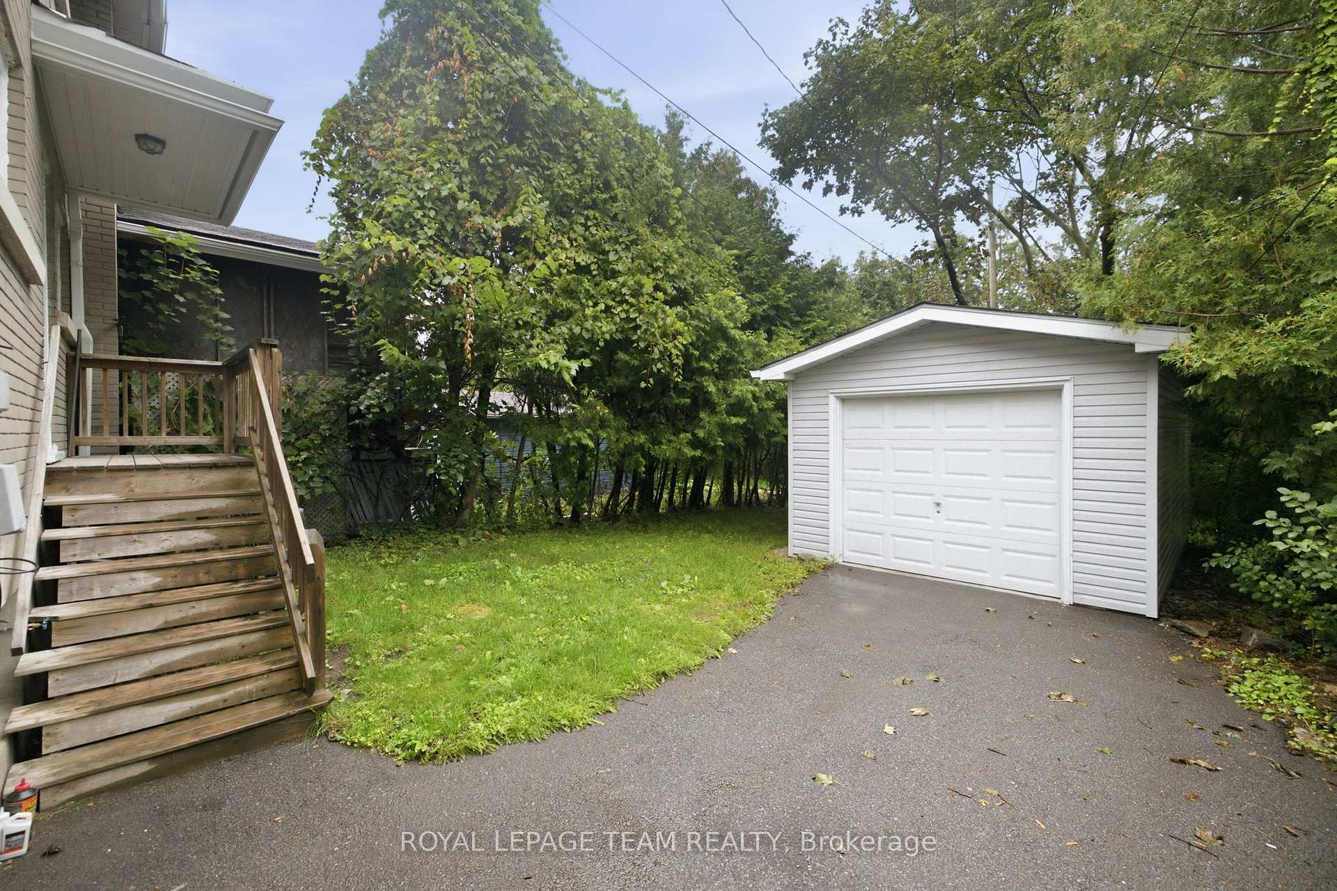Photo 41 of 875 Woodroffe Avenue, Ottawa, McKellar Heights/Glabar Park — HOMEH