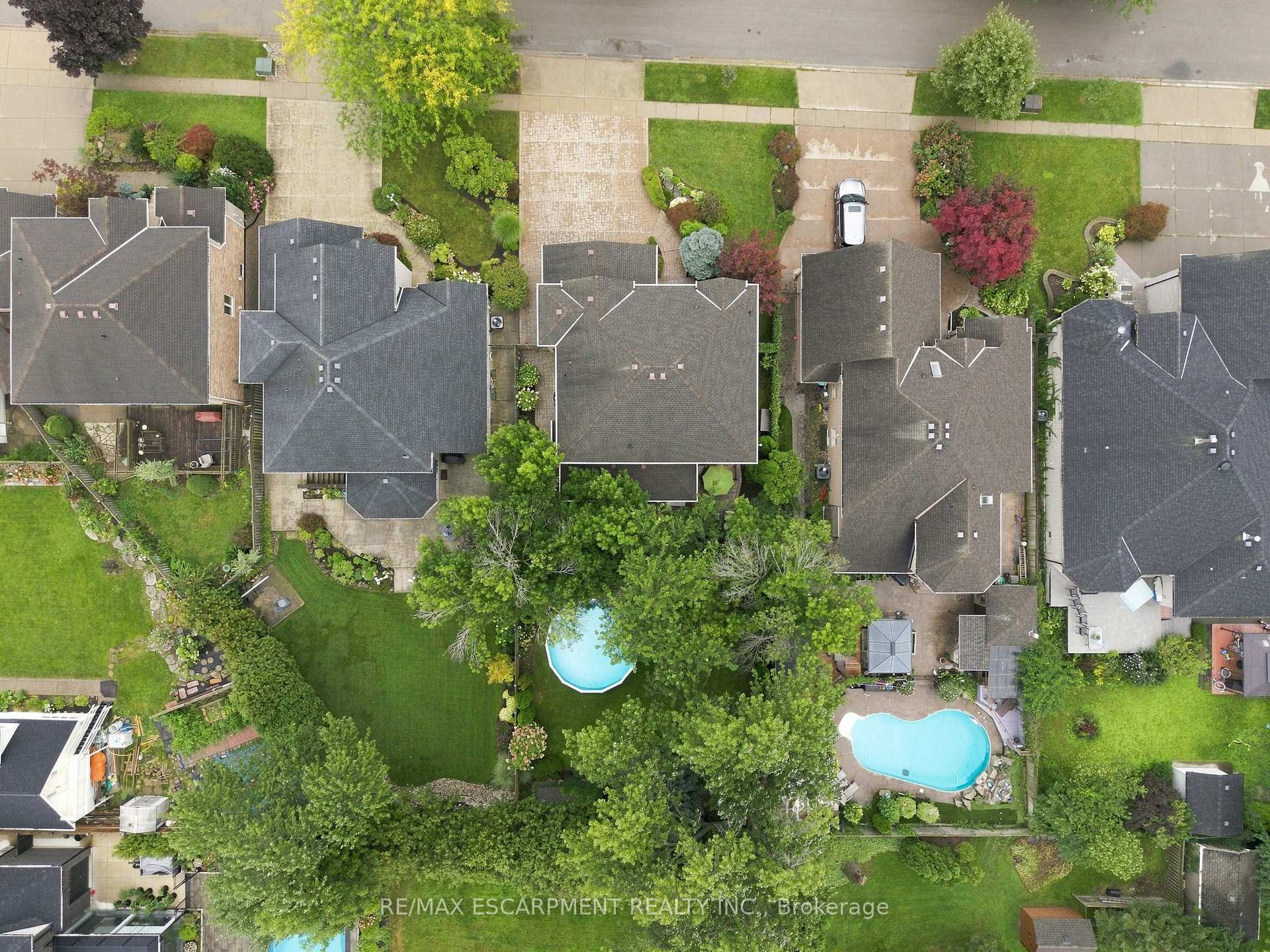Photo 3 of 73 Richmond Crescent, Hamilton, Winona Park — HOMEH
