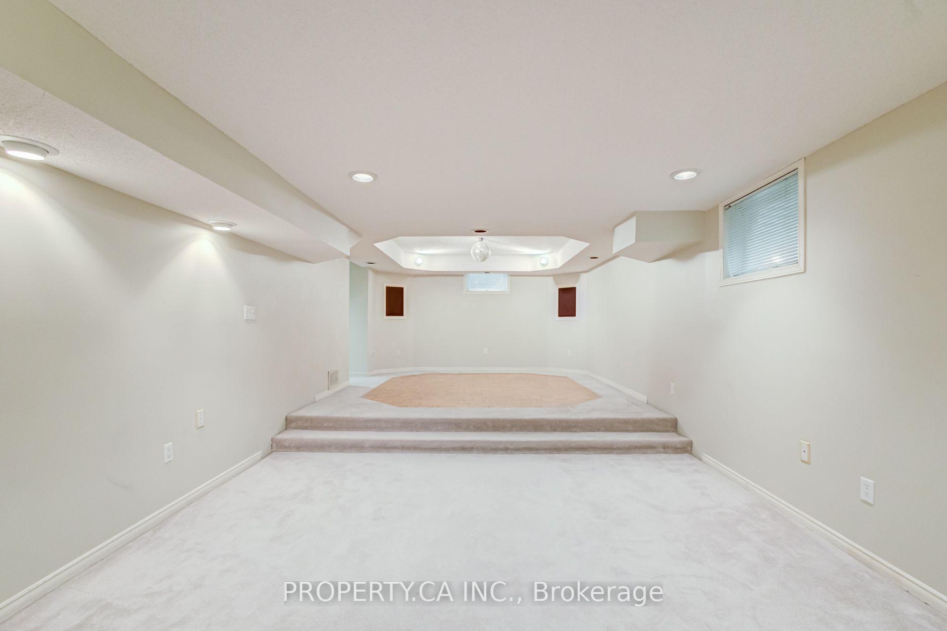 Photo 24 of 143 Cambridge Crescent, Richmond Hill, South Richvale — HOMEH