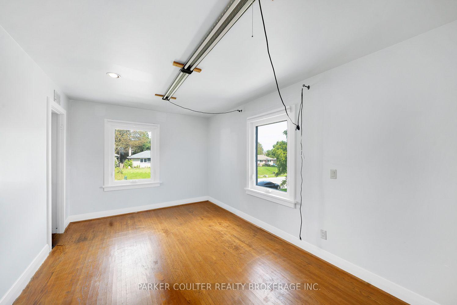 Photo 14 of 71 Newton Street, Barrie, Wellington — HOMEH