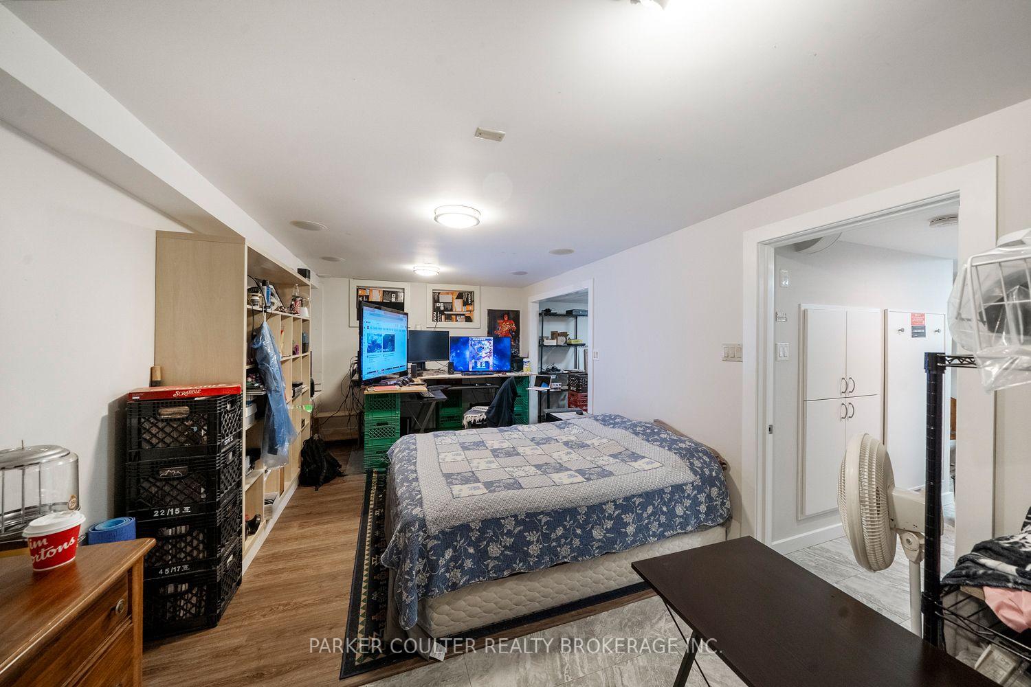 Photo 22 of 71 Newton Street, Barrie, Wellington — HOMEH