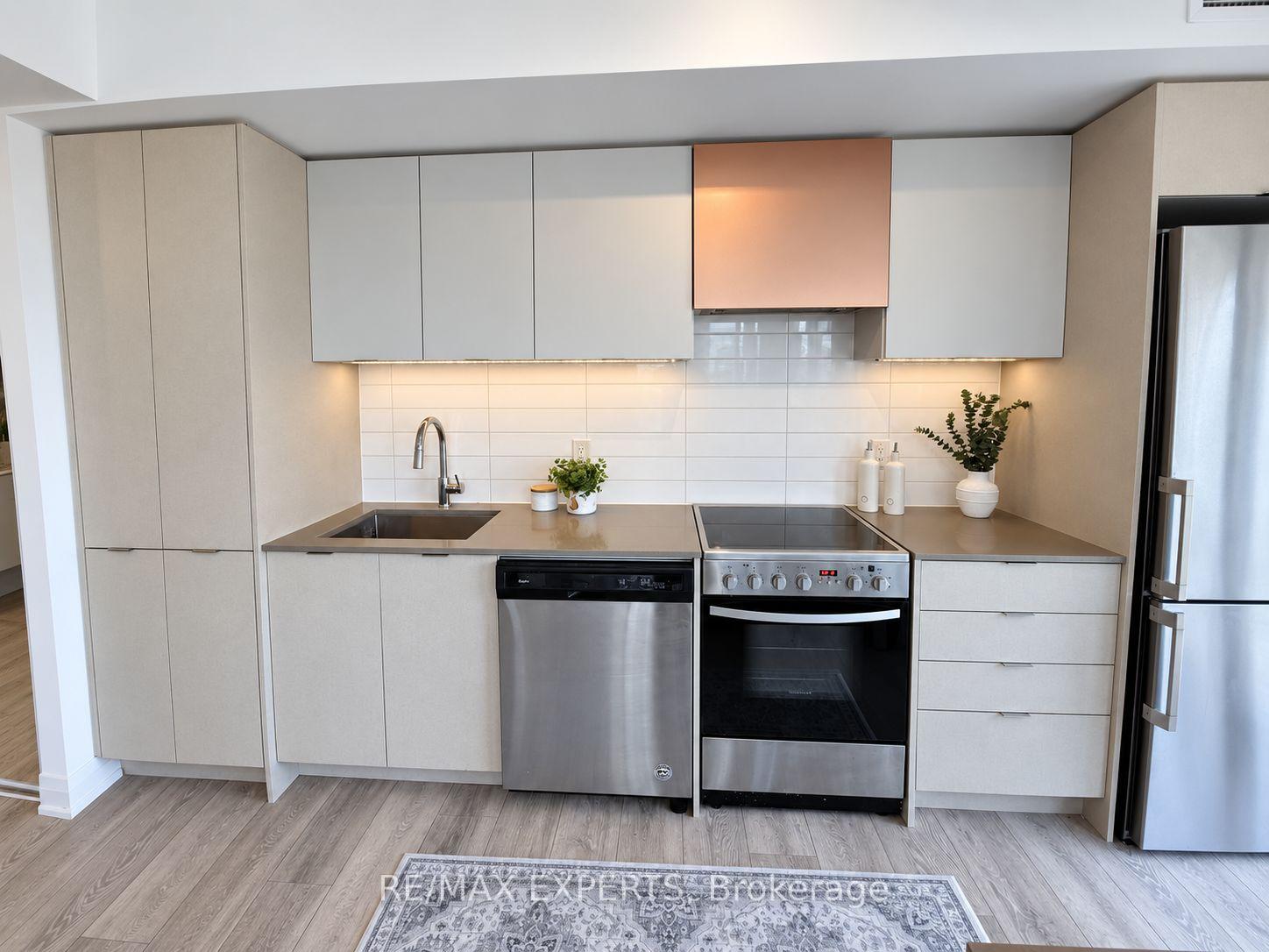 Photo 10 of Unit 1902, 30 Gibbs Road, Etobicoke, Islington-City Centre West — HOMEH