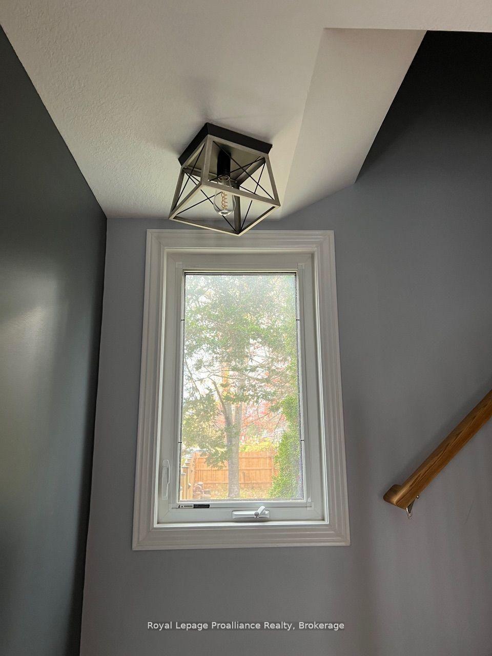 Photo 8 of 465 Cannifton Road, Belleville, Thurlow Ward — HOMEH