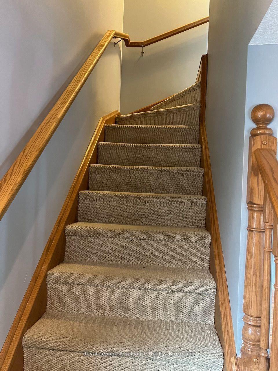 Photo 29 of 465 Cannifton Road, Belleville, Thurlow Ward — HOMEH