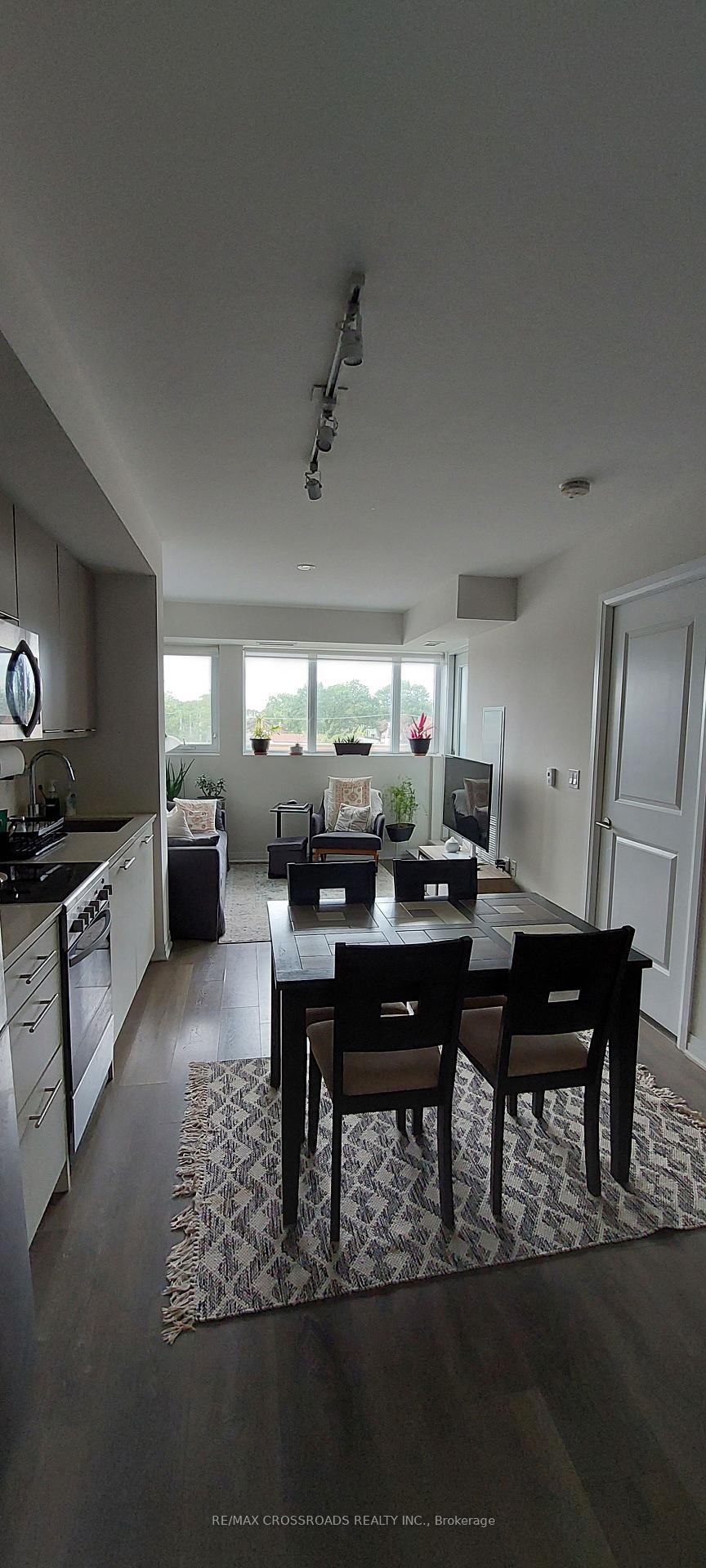 Photo 4 of Unit 303, 2301 Danforth Avenue, Toronto, East End-Danforth — HOMEH