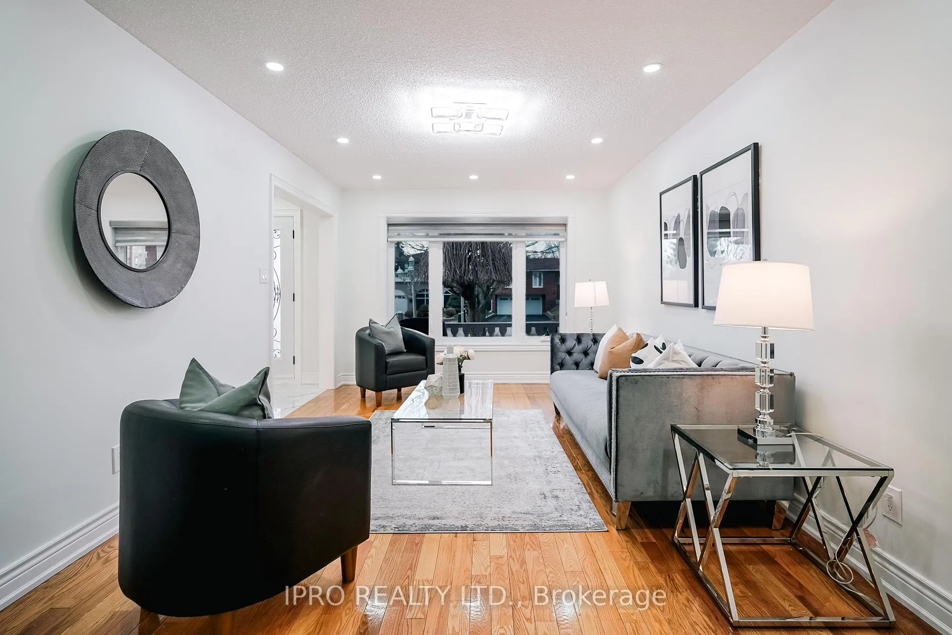 Photo 8 of 208 Goodman Drive, Oshawa, McLaughlin — HOMEH