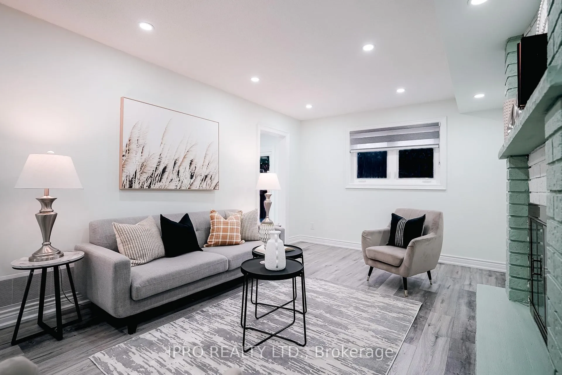 Photo 19 of 208 Goodman Drive, Oshawa, McLaughlin — HOMEH