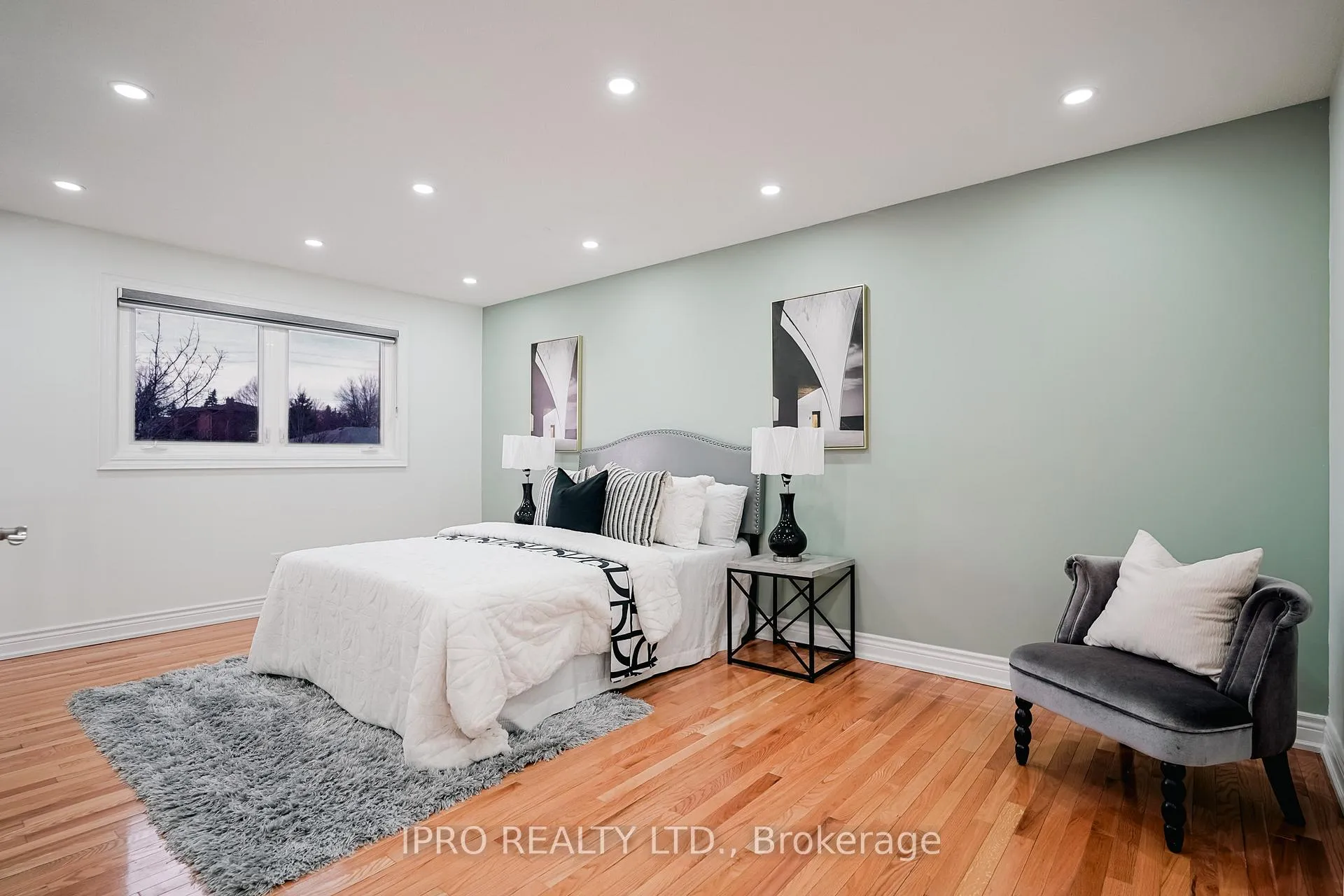 Photo 22 of 208 Goodman Drive, Oshawa, McLaughlin — HOMEH
