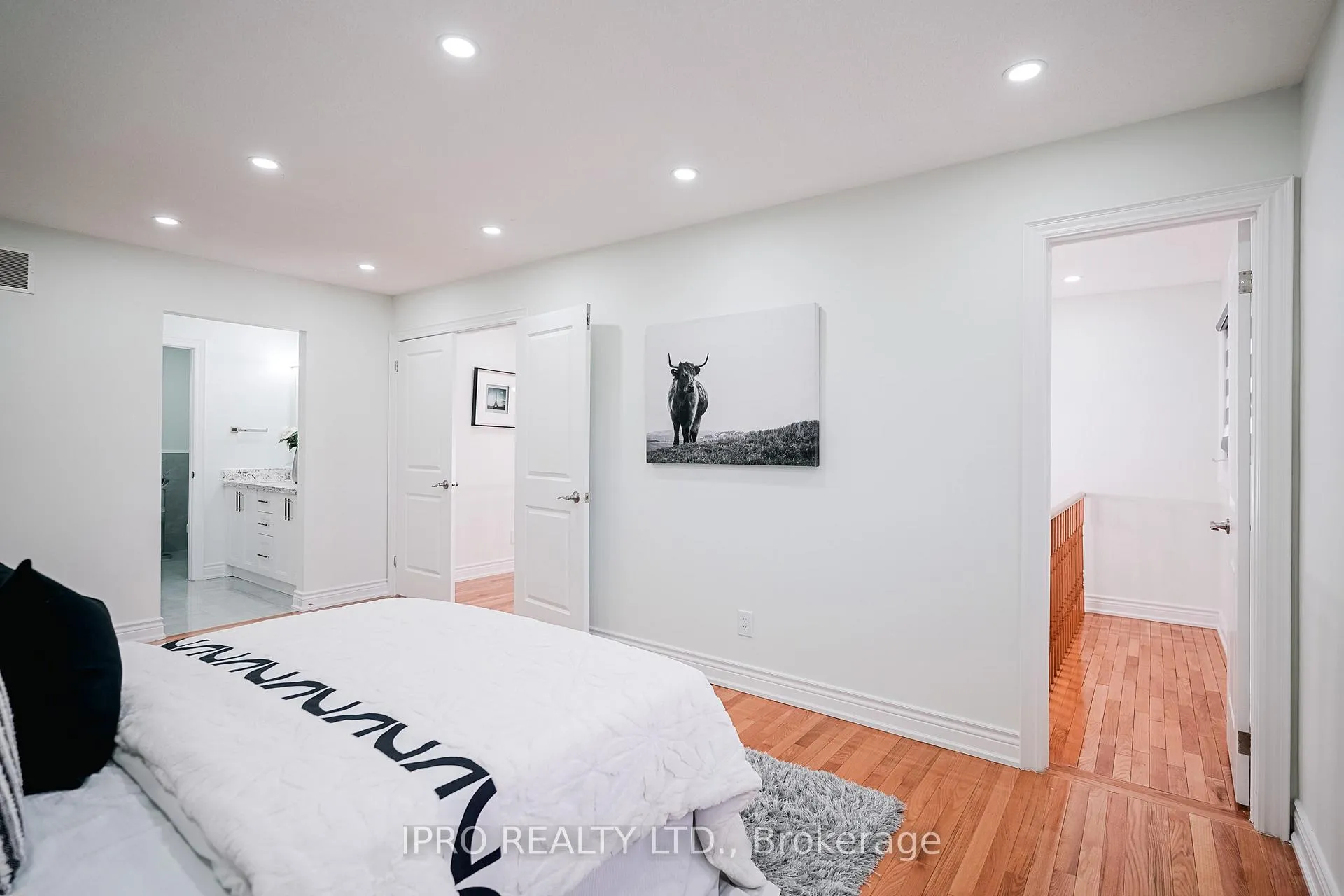 Photo 24 of 208 Goodman Drive, Oshawa, McLaughlin — HOMEH