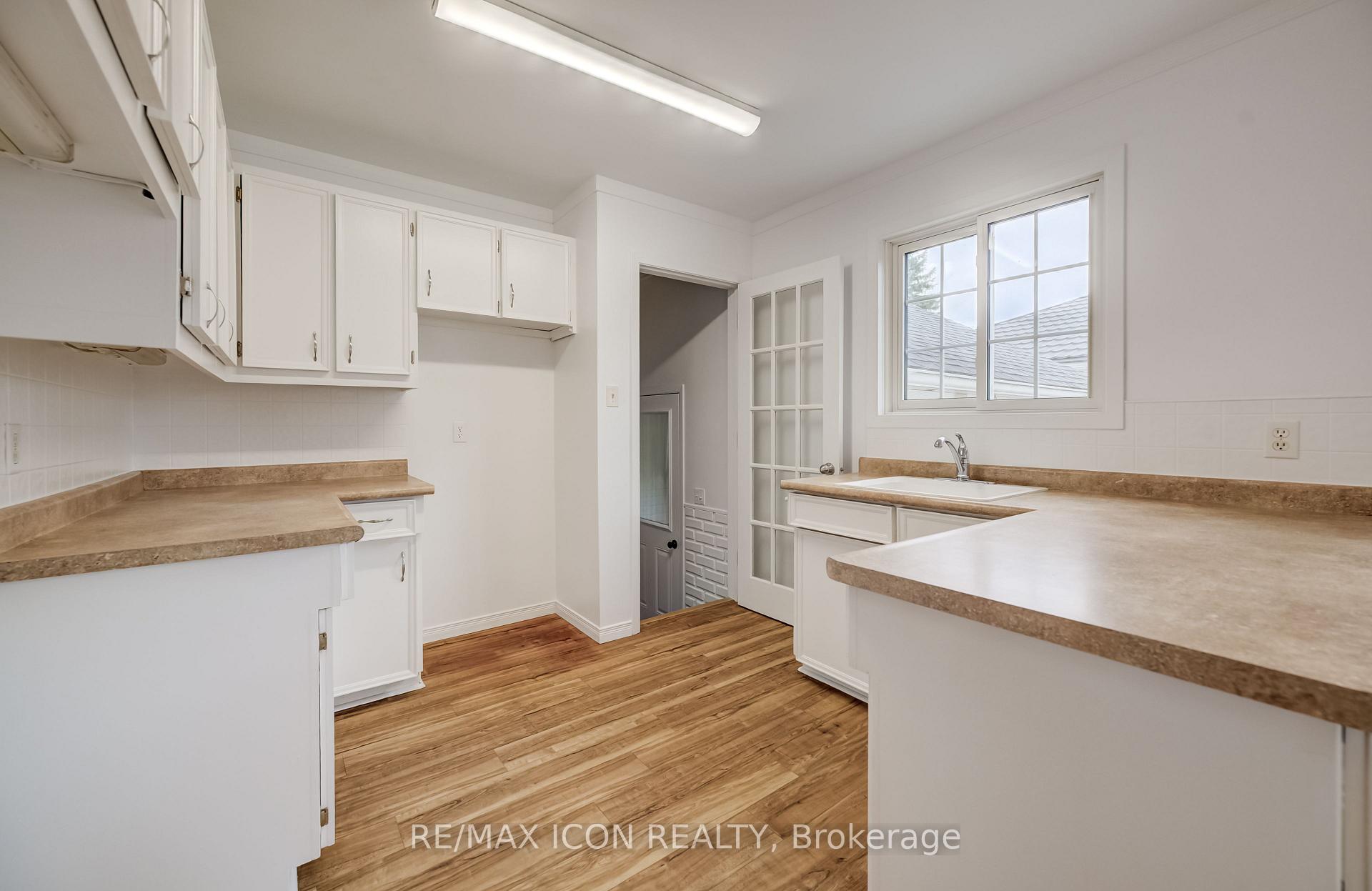Photo 10 of 315 Perth Street, Wellington North, Mount Forest — HOMEH