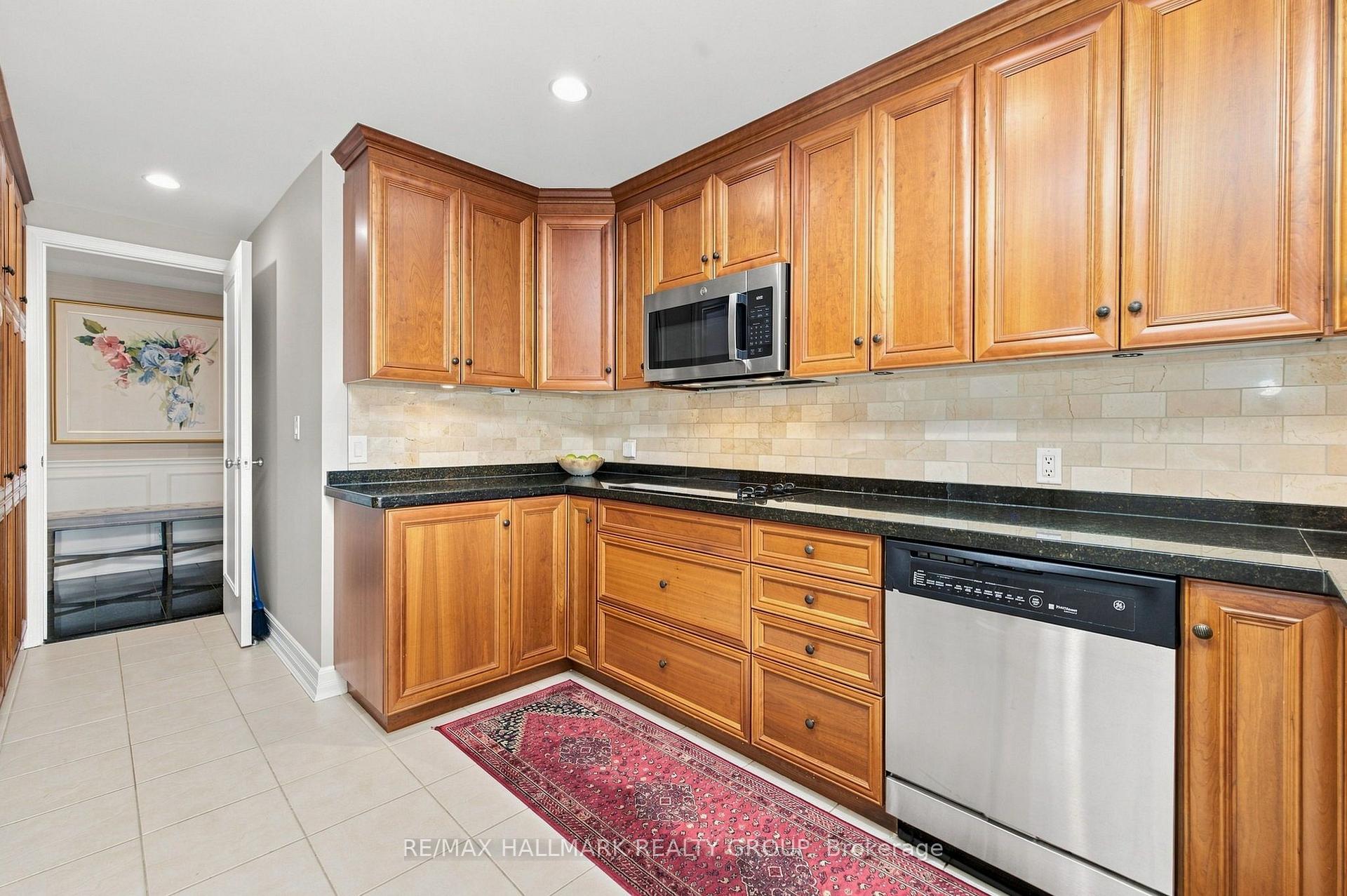 Photo 25 of Unit 706, 3590 Rivergate Way, Ottawa, Quinterra — HOMEH