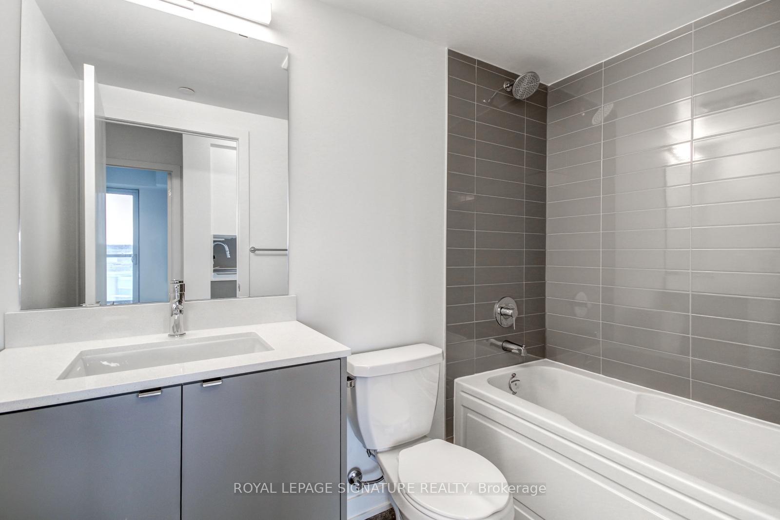 Photo 11 of Unit B503, 3200 Dakota Common, Burlington, Alton — HOMEH