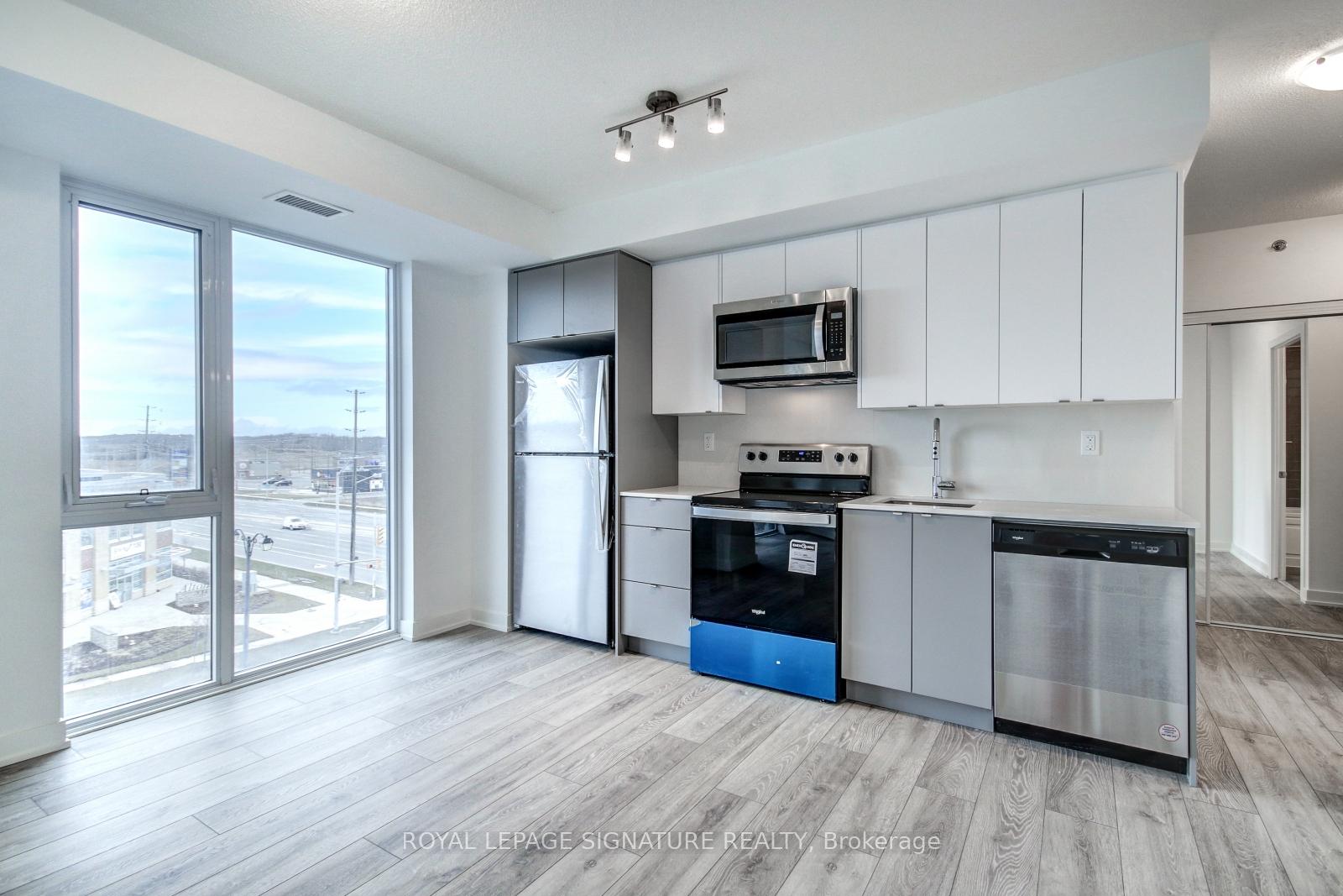 Photo 12 of Unit B503, 3200 Dakota Common, Burlington, Alton — HOMEH