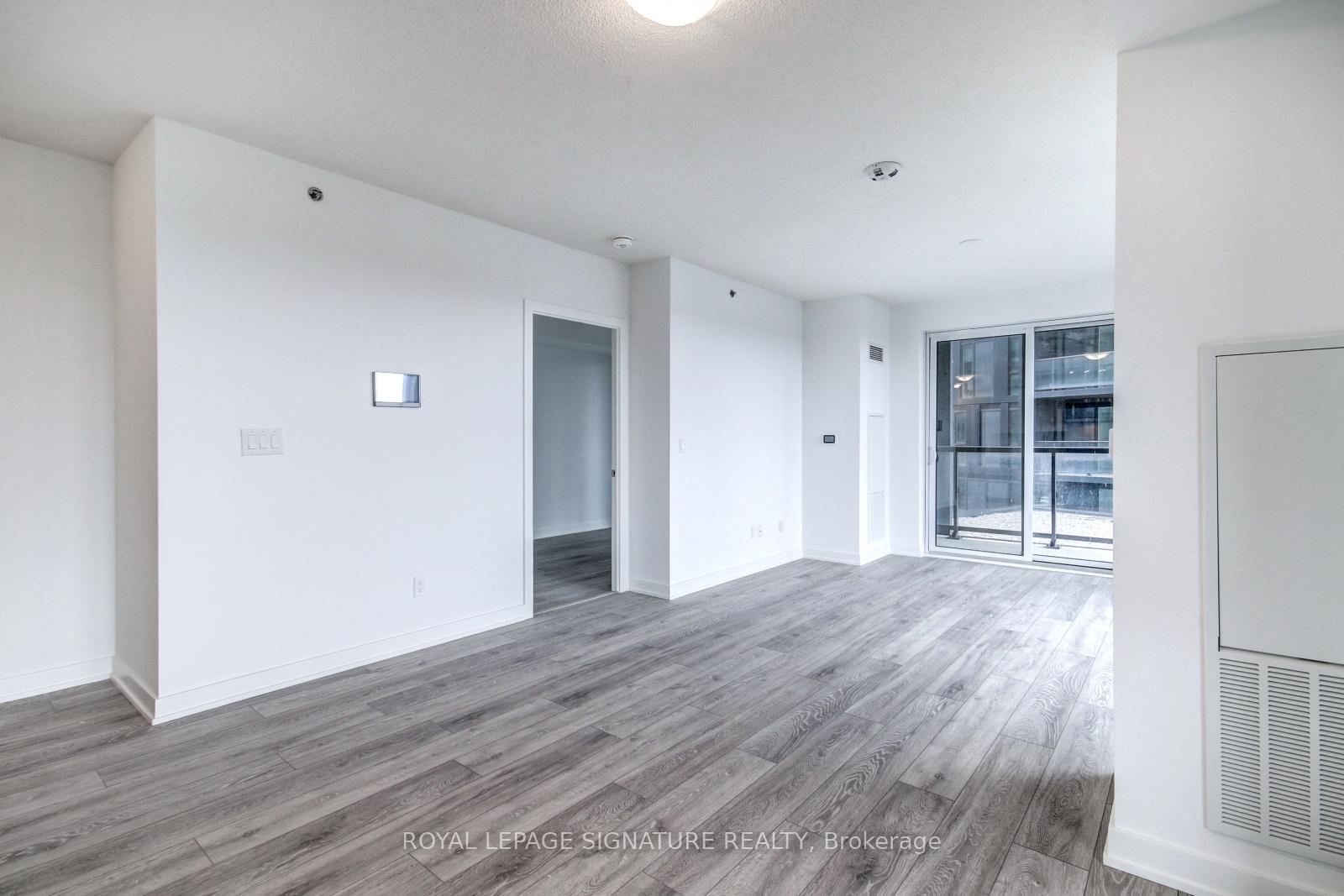 Photo 15 of Unit B503, 3200 Dakota Common, Burlington, Alton — HOMEH