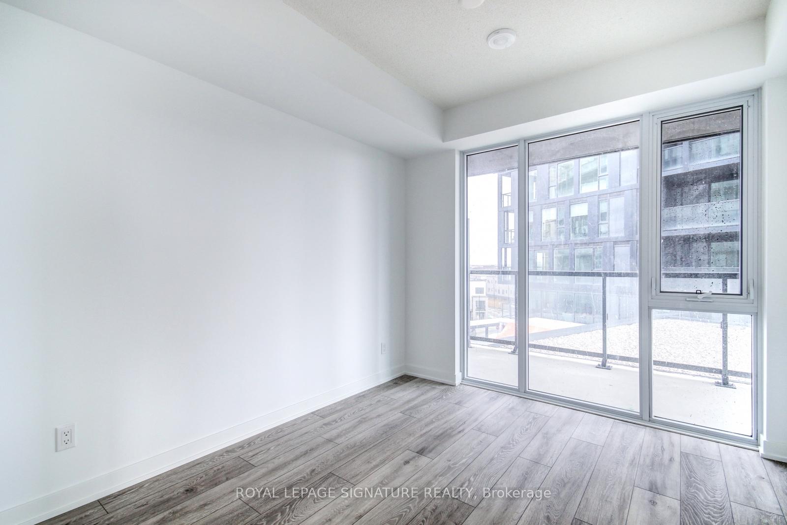 Photo 16 of Unit B503, 3200 Dakota Common, Burlington, Alton — HOMEH