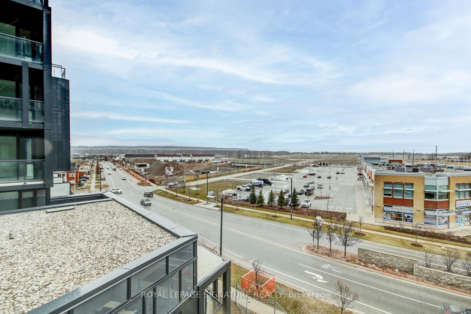 Photo 23 of Unit B503, 3200 Dakota Common, Burlington, Alton — HOMEH
