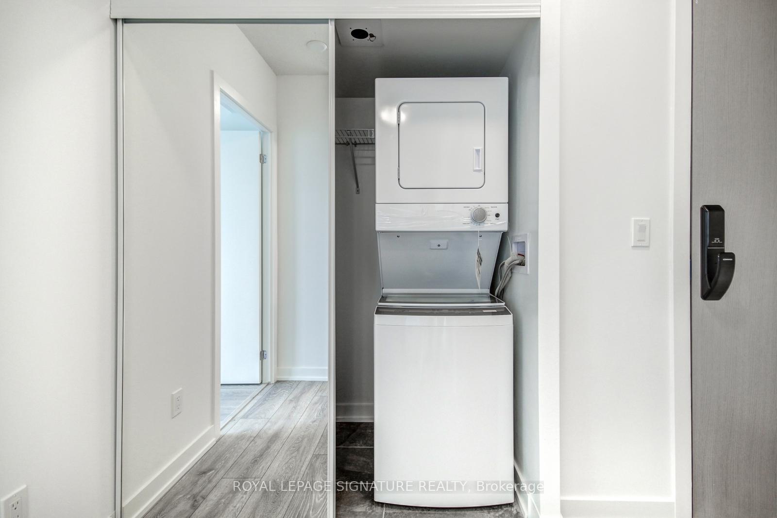 Photo 25 of Unit B503, 3200 Dakota Common, Burlington, Alton — HOMEH