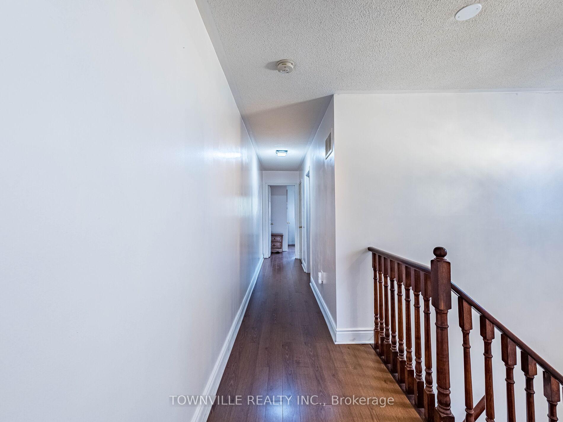 Photo 15 of 63 Ural Circle, Brampton, Sandringham-Wellington — HOMEH