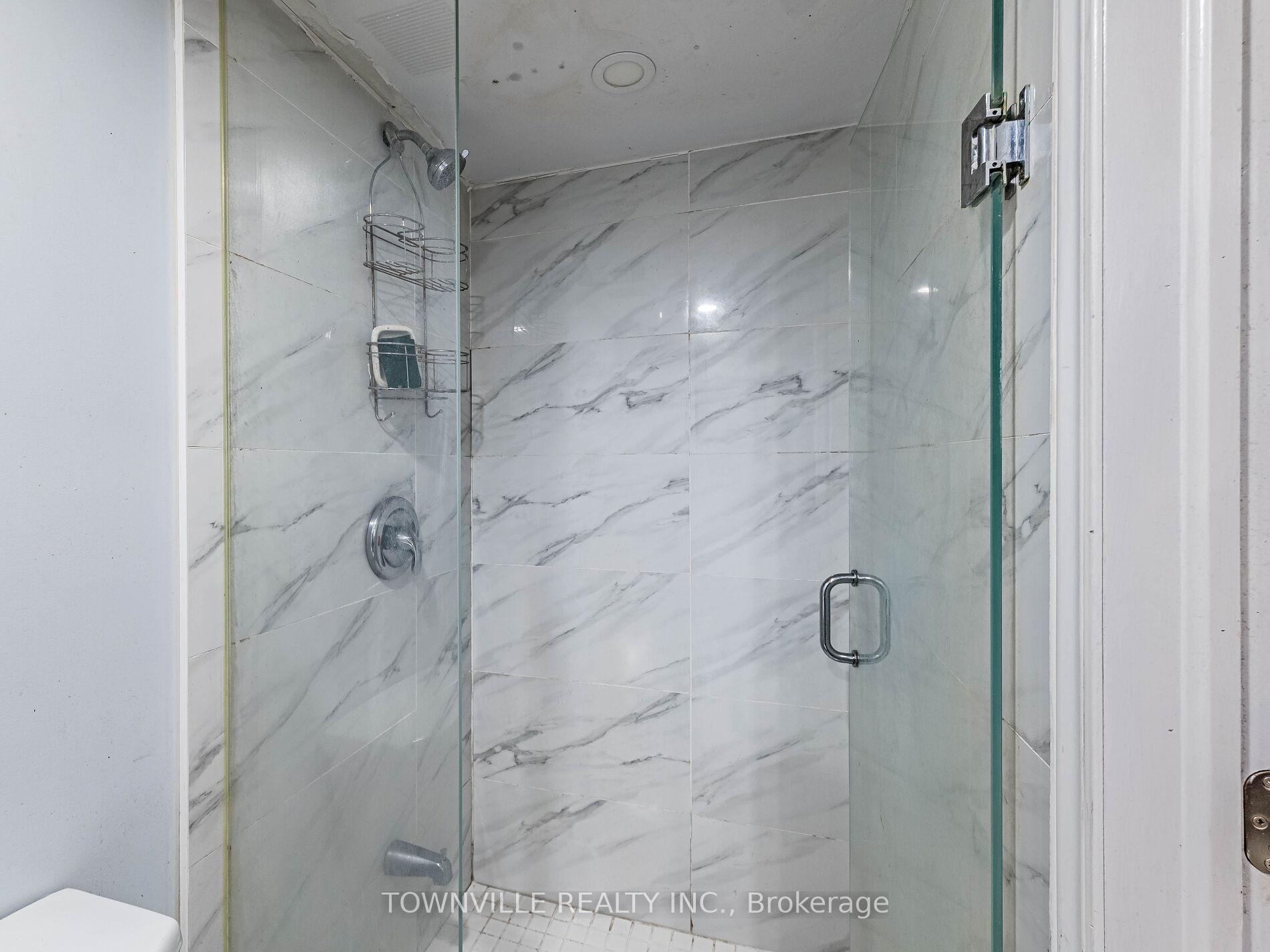Photo 23 of 63 Ural Circle, Brampton, Sandringham-Wellington — HOMEH