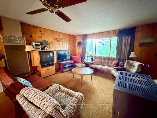 Photo 7 of 220 East Whalley Lake Road E, Magnetawan — HOMEH