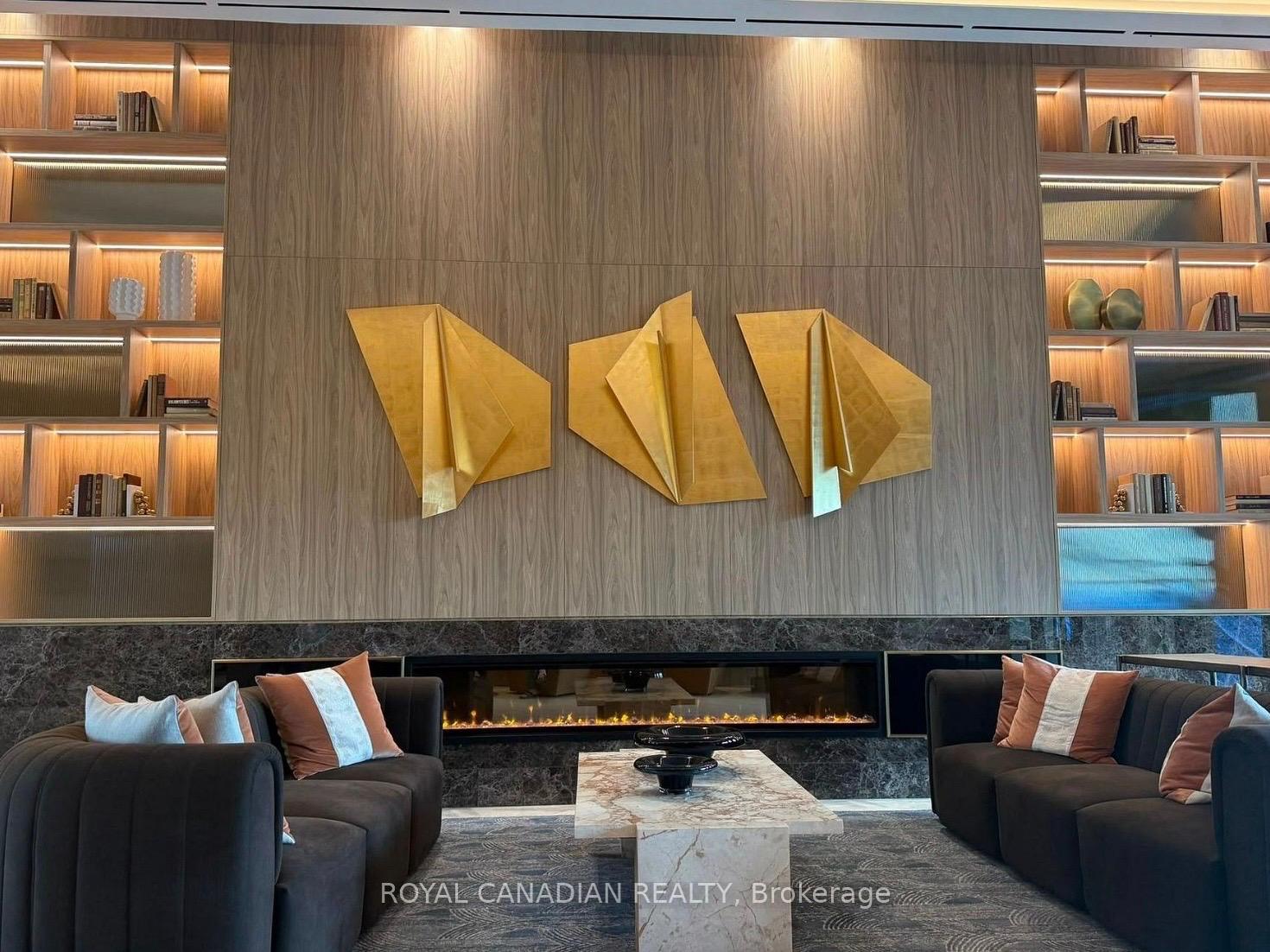 Photo 15 of Unit 613, 21 Meadowvale Road, Vaughan, Concord — HOMEH