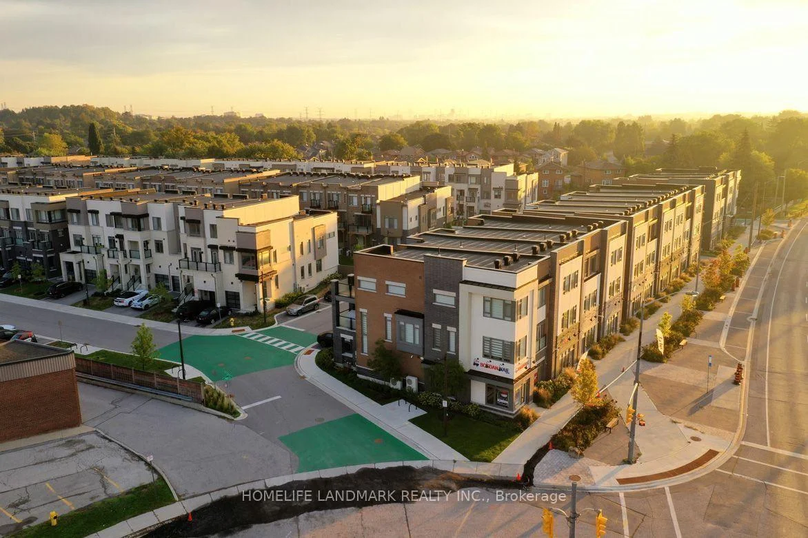Photo 38 of 62 Harold Lawrie Lane, Markham, Aileen-Willowbrook — HOMEH