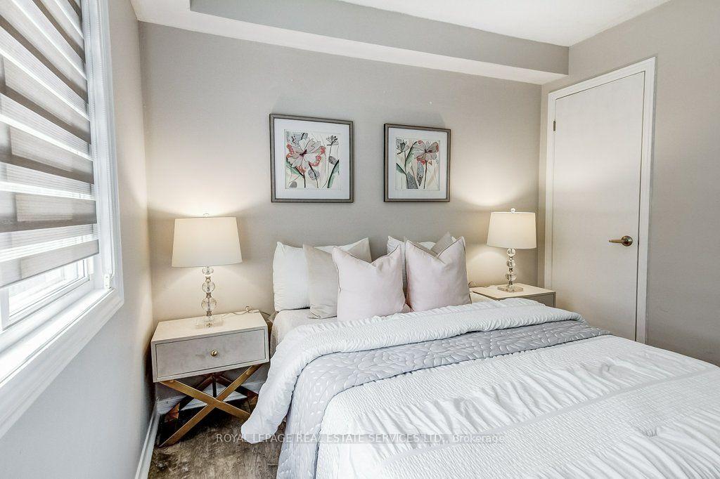 Photo 5 of Unit 19, 2530 Northampton Boulevard, Burlington, Headon — HOMEH