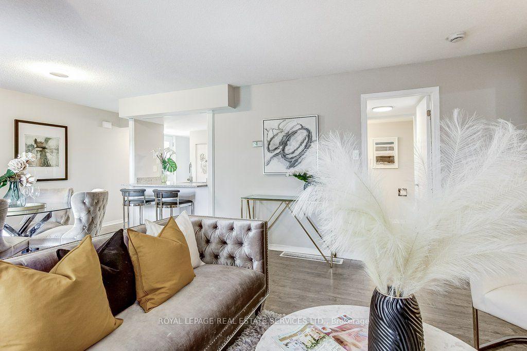 Photo 20 of Unit 19, 2530 Northampton Boulevard, Burlington, Headon — HOMEH