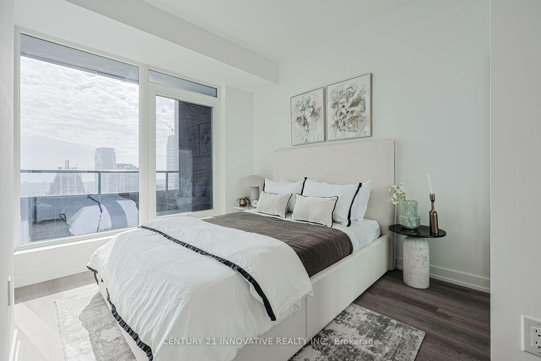 Photo 10 of Unit 2604, 395 Square One Drive, Mississauga, City Centre — HOMEH