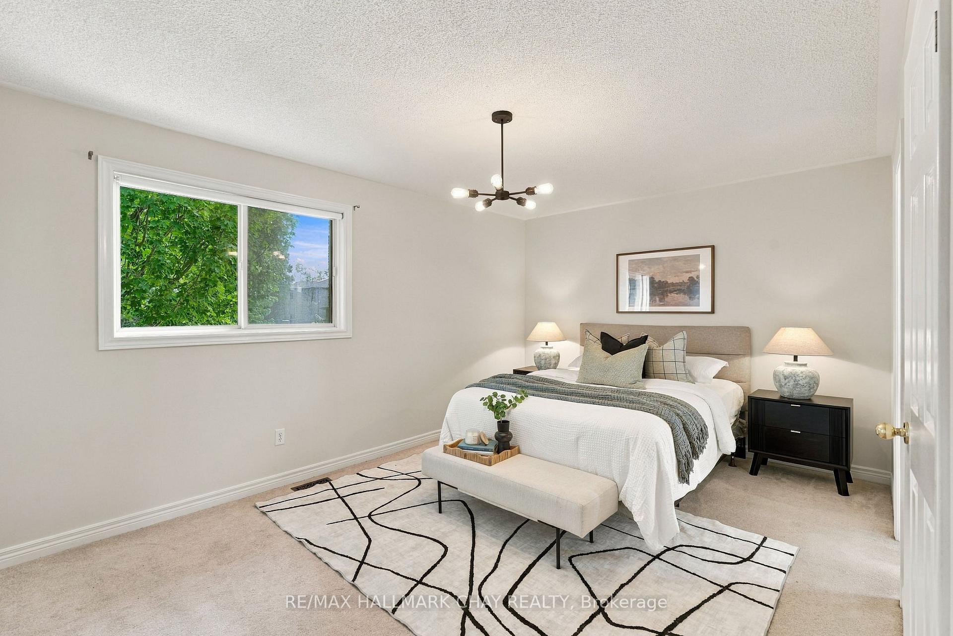 Photo 25 of 3 Maw Court, Barrie, Northwest — HOMEH