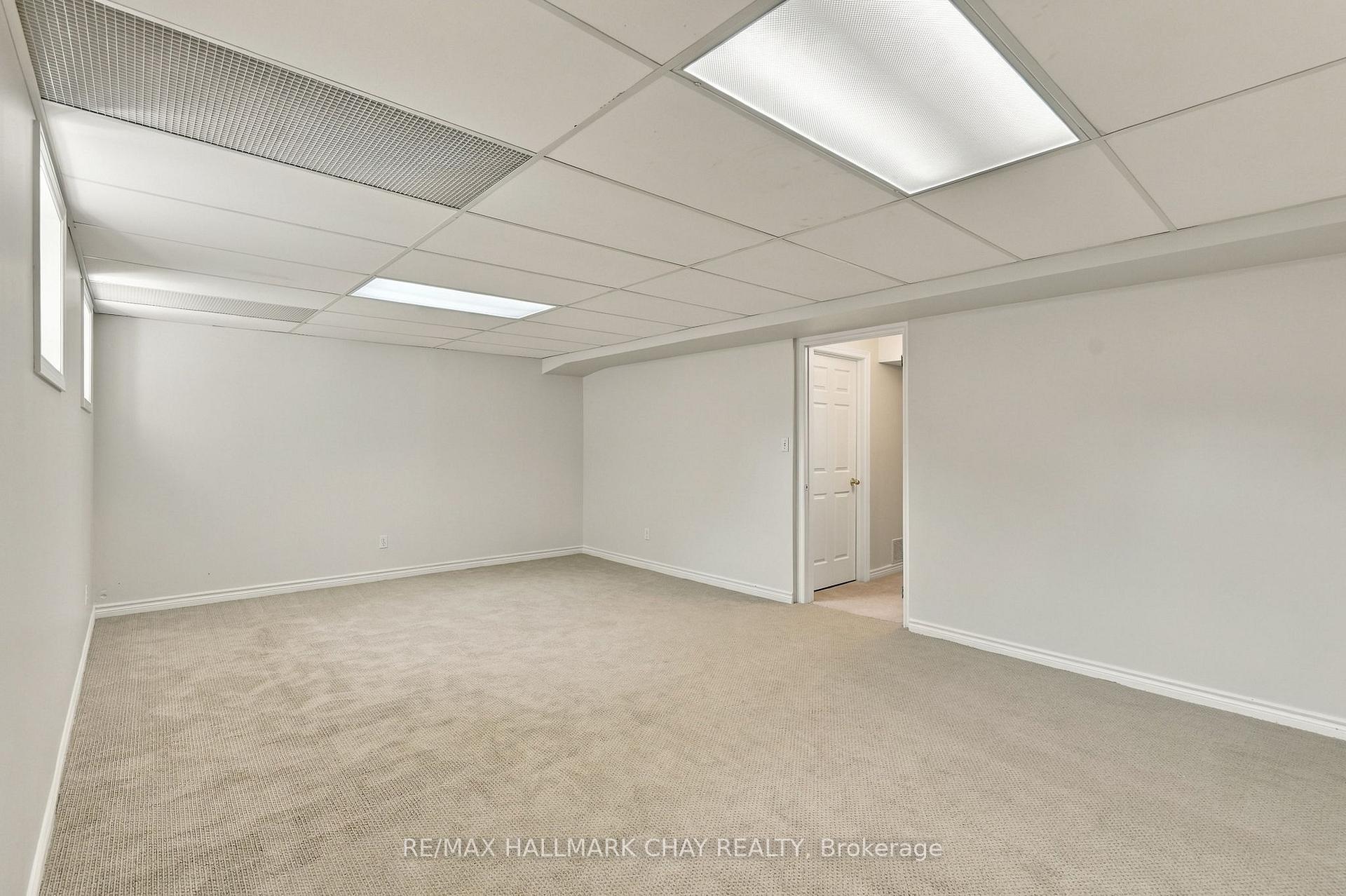 Photo 37 of 3 Maw Court, Barrie, Northwest — HOMEH