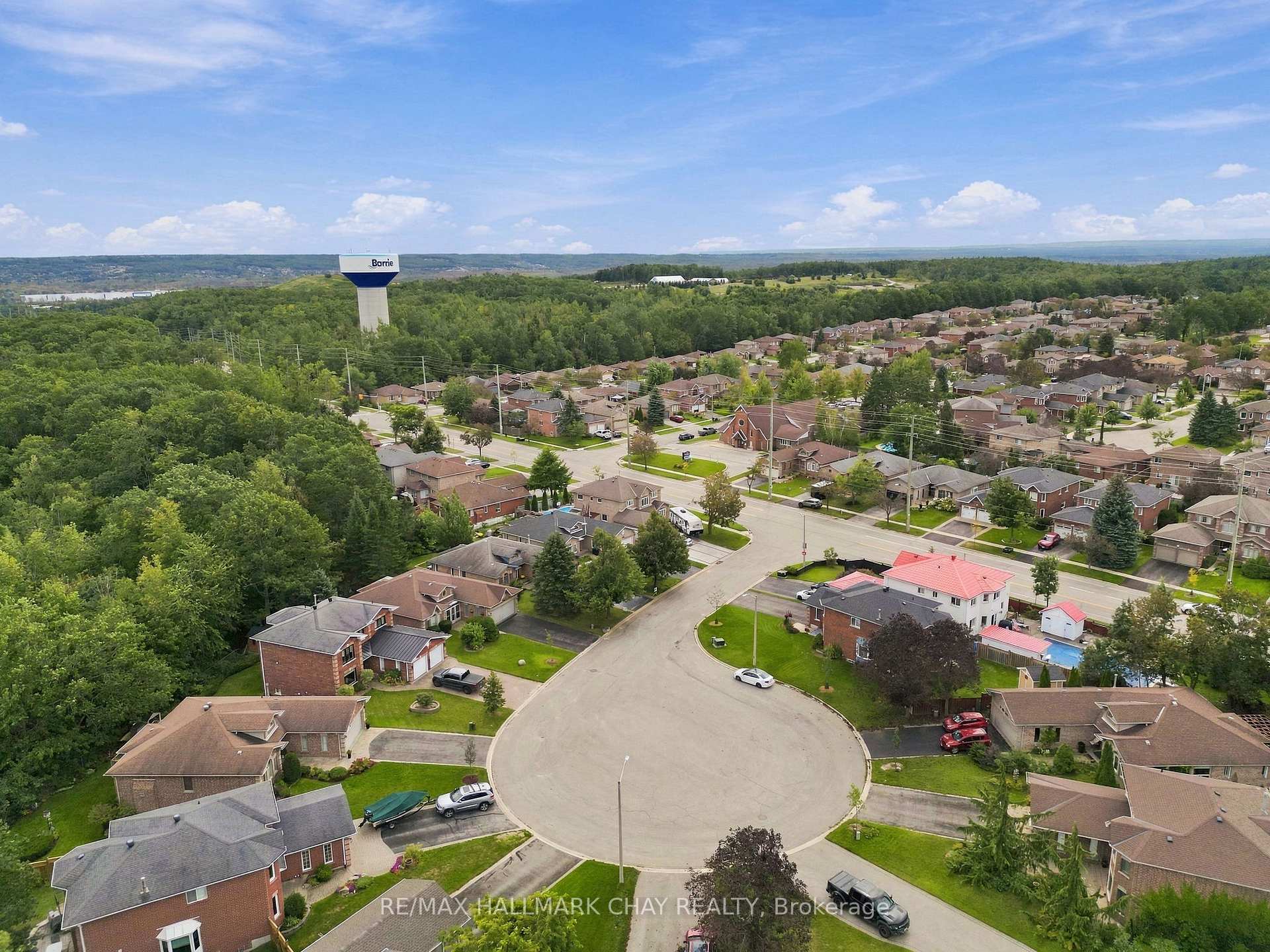 Photo 52 of 3 Maw Court, Barrie, Northwest — HOMEH