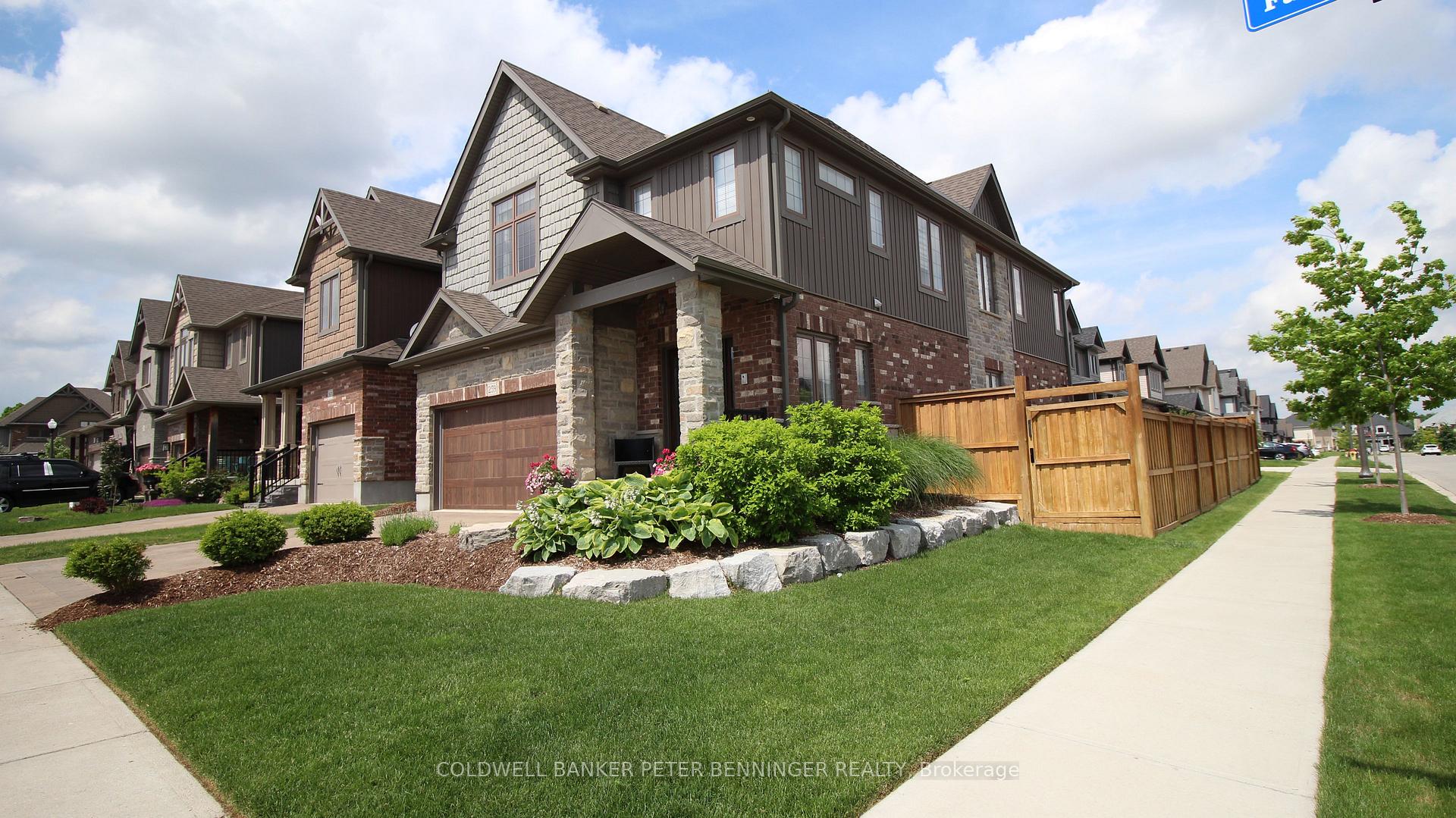 Photo 1 of 259 Falconridge Drive, Kitchener, Bridgeport — HOMEH