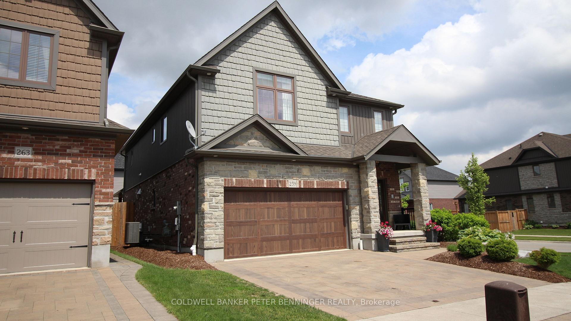 Photo 3 of 259 Falconridge Drive, Kitchener, Bridgeport — HOMEH