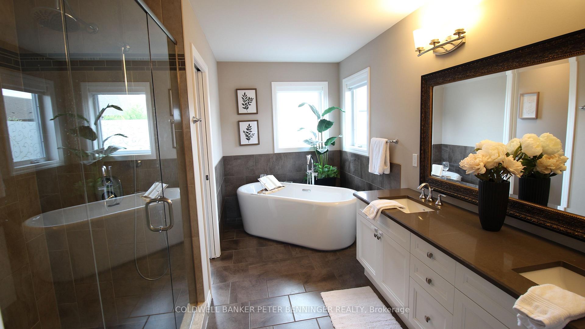 Photo 23 of 259 Falconridge Drive, Kitchener, Bridgeport — HOMEH