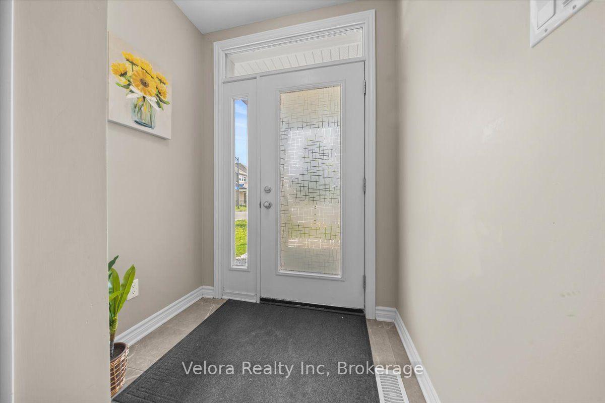 Photo 4 of 608 Vivera Place, Ottawa, Stittsville (North) — HOMEH