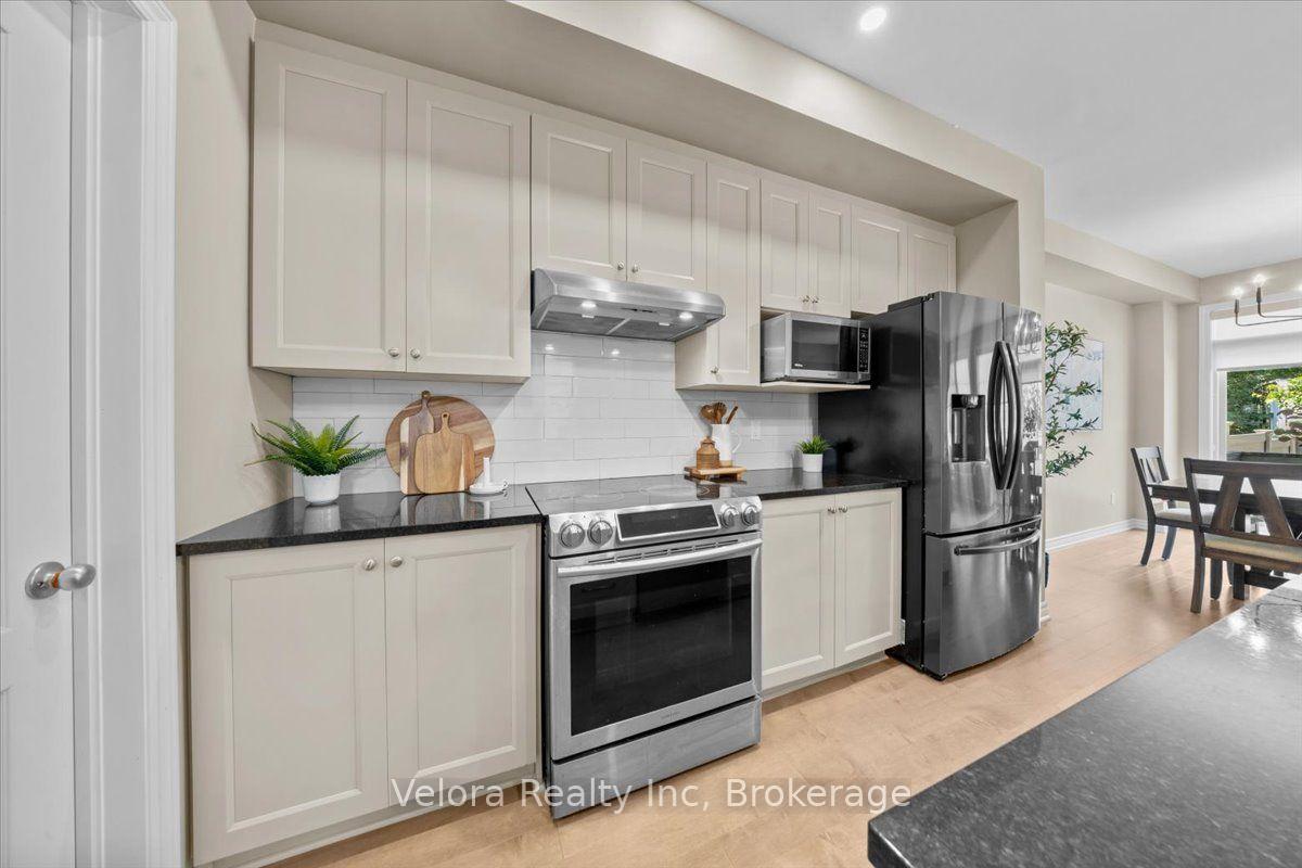 Photo 13 of 608 Vivera Place, Ottawa, Stittsville (North) — HOMEH