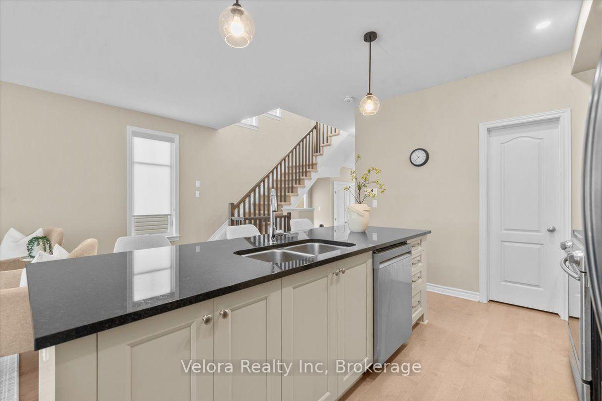 Photo 14 of 608 Vivera Place, Ottawa, Stittsville (North) — HOMEH