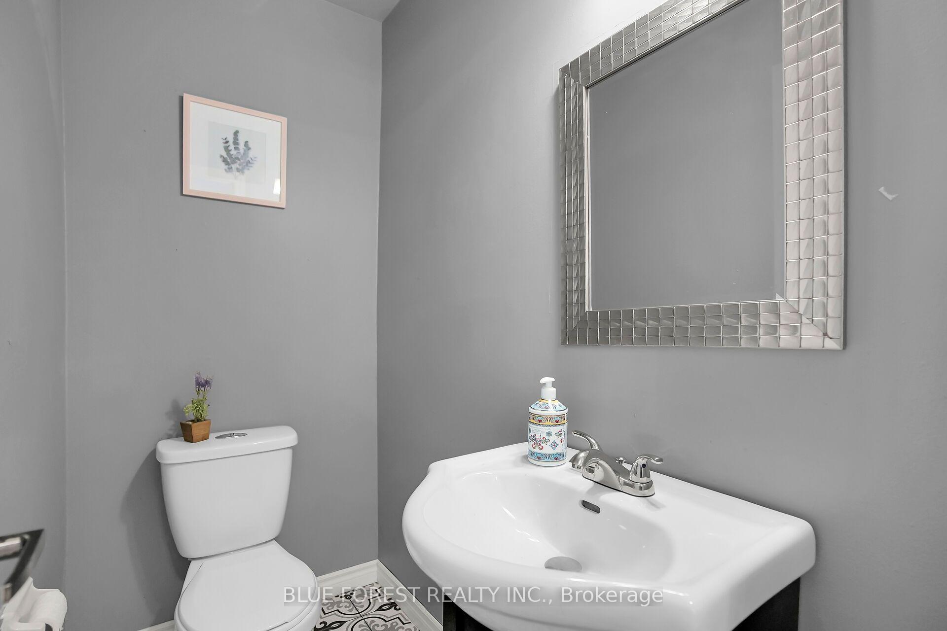 Photo 15 of 9 Ardsley Road, London, North I — HOMEH