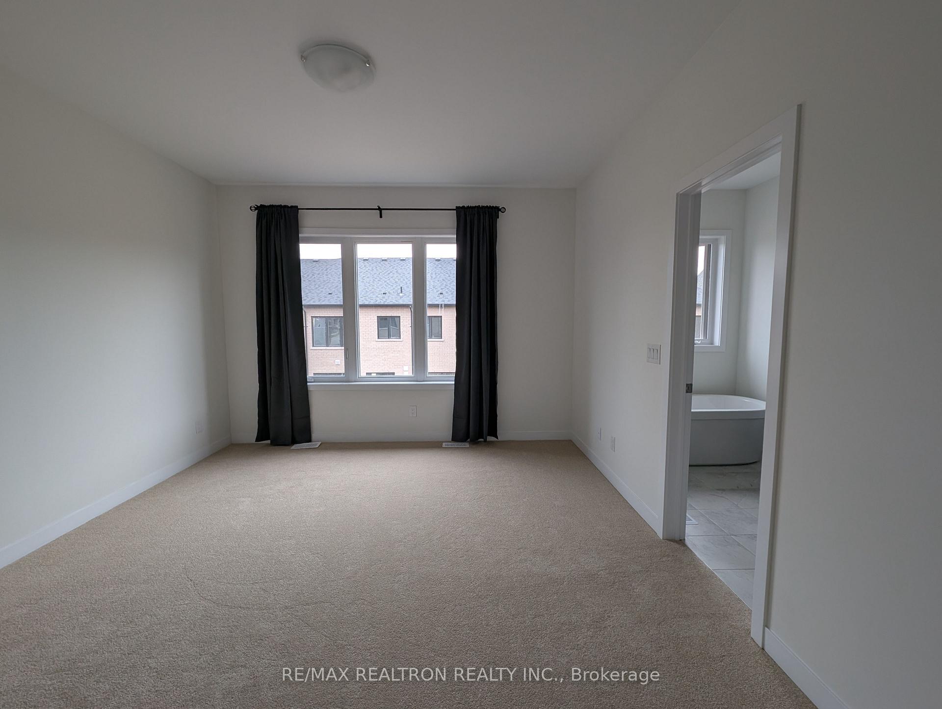 Photo 15 of 6 Harvey Bunker Crescent, Markham, Angus Glen — HOMEH