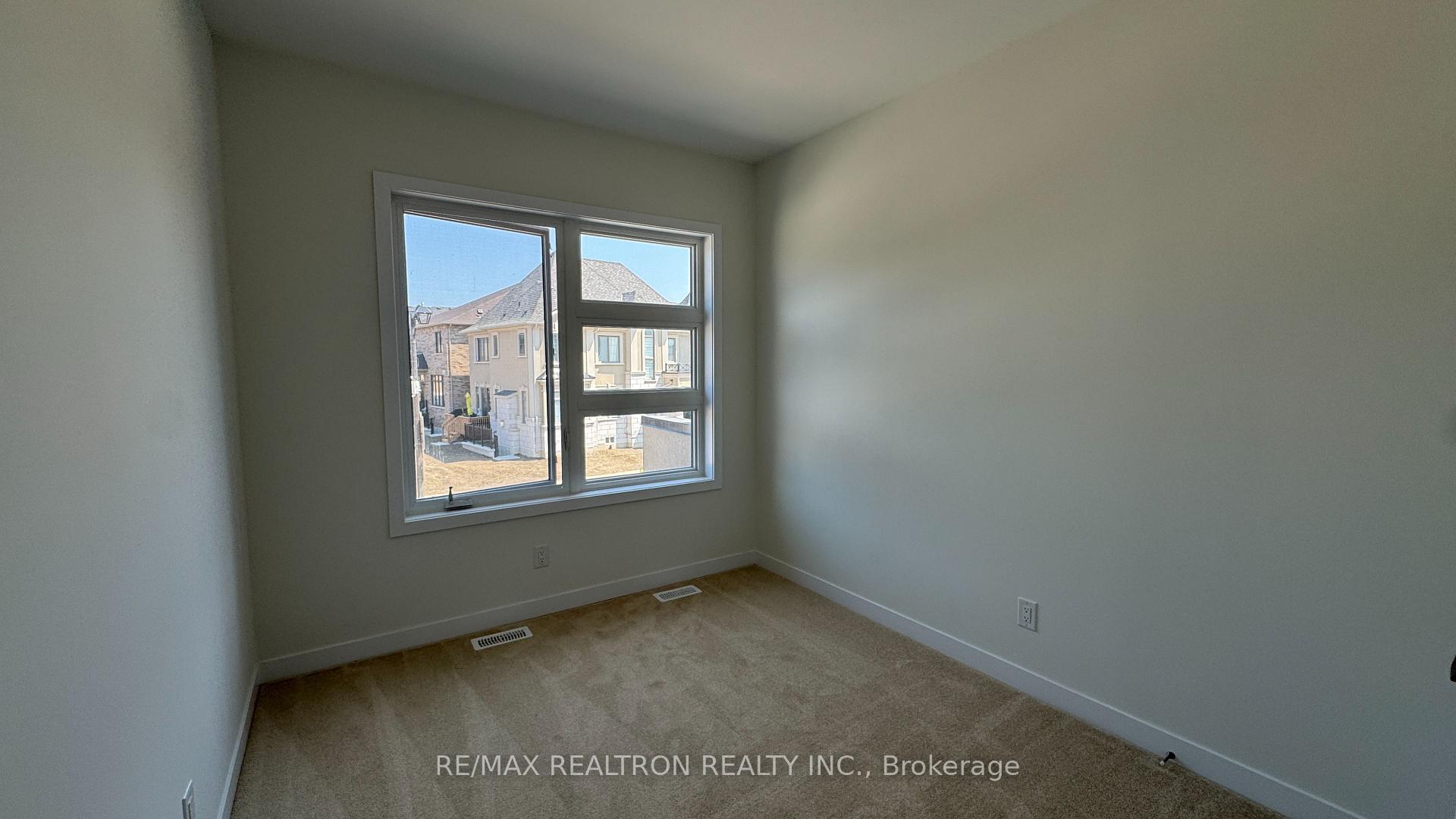 Photo 25 of 6 Harvey Bunker Crescent, Markham, Angus Glen — HOMEH