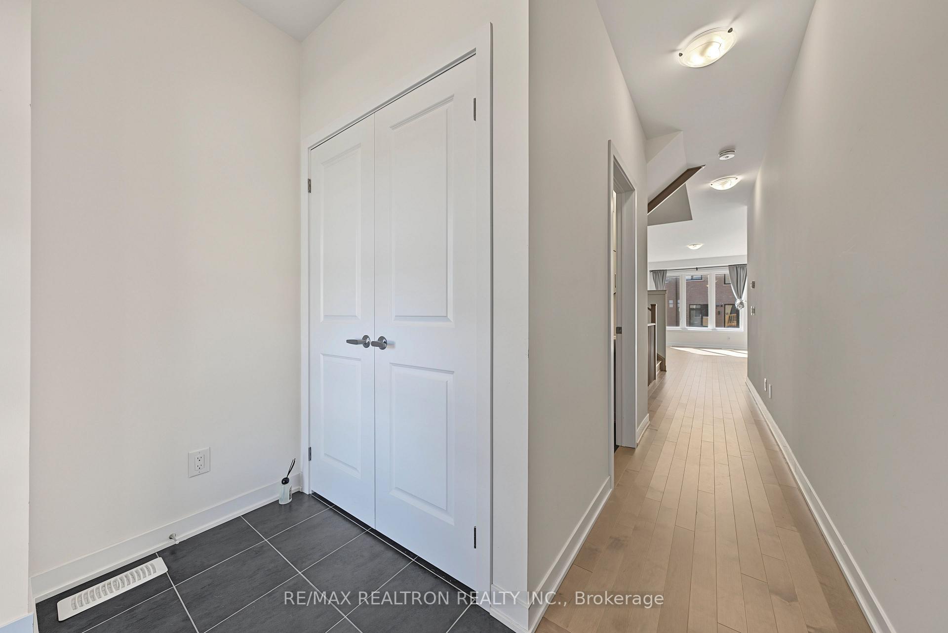 Photo 10 of 6 Harvey Bunker Crescent, Markham, Angus Glen — HOMEH