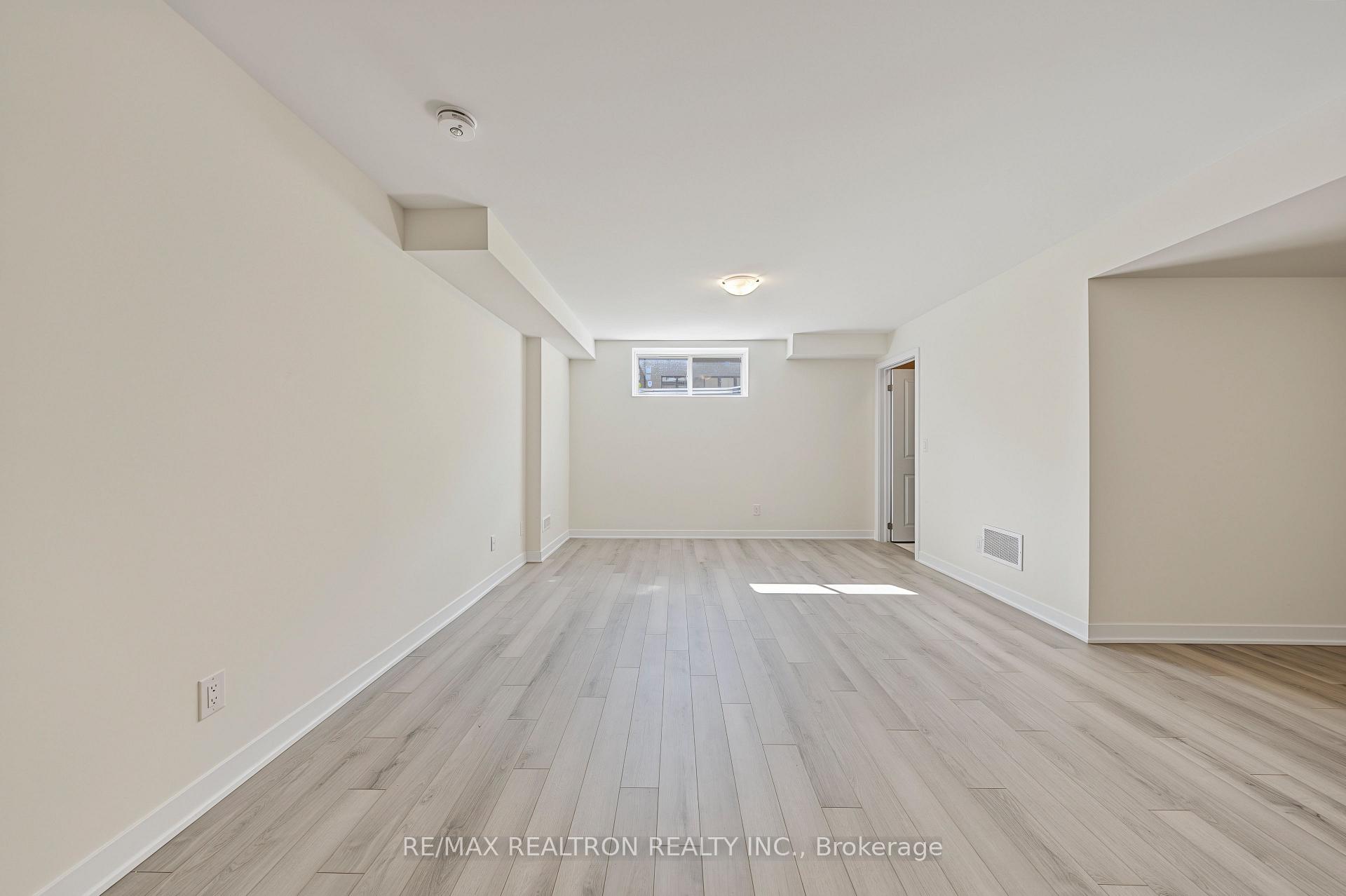 Photo 48 of 6 Harvey Bunker Crescent, Markham, Angus Glen — HOMEH