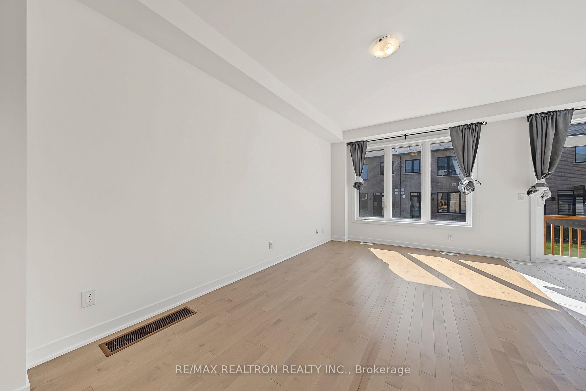 Photo 50 of 6 Harvey Bunker Crescent, Markham, Angus Glen — HOMEH