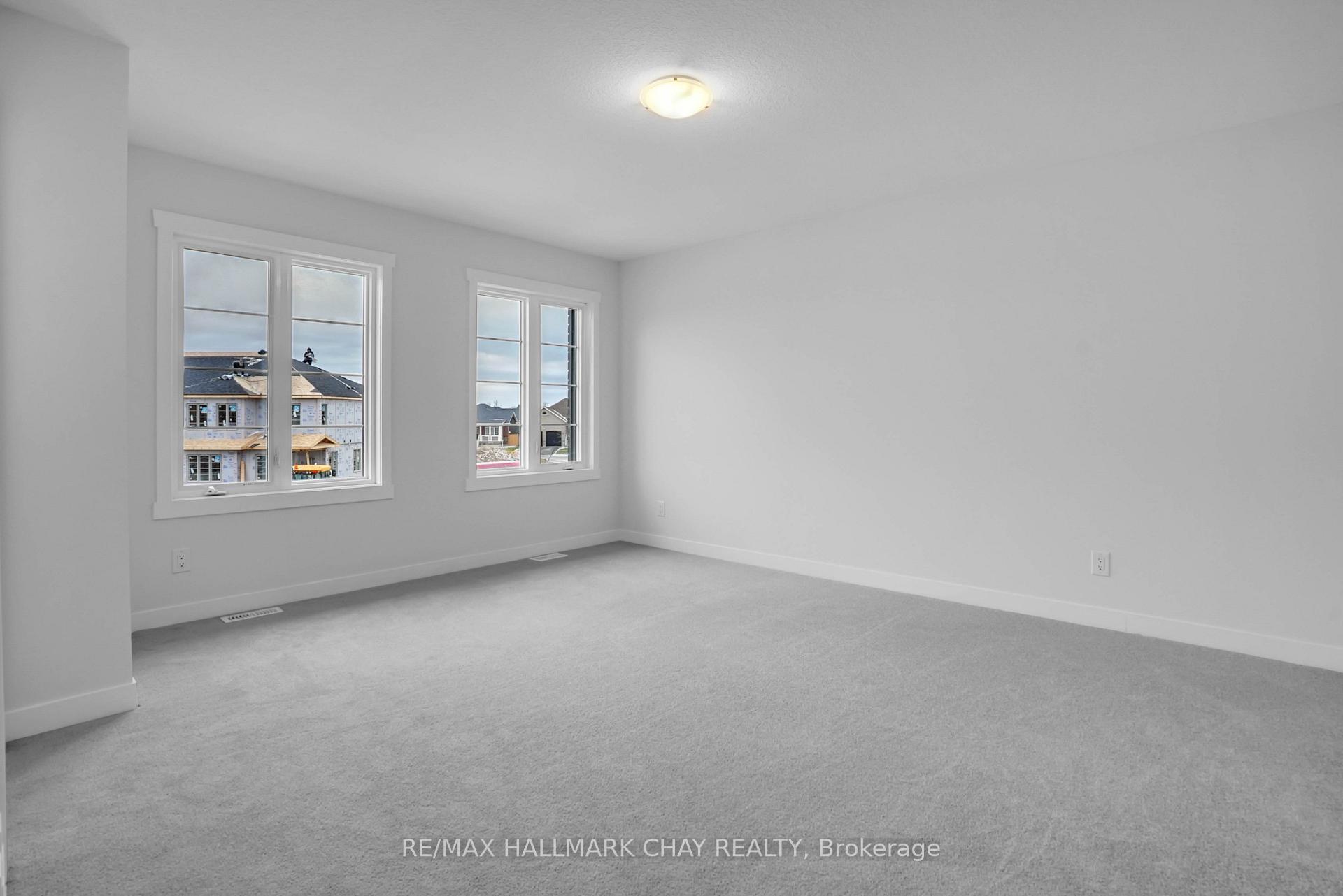 Photo 15 of 22 Strath Crescent, Springwater, Elmvale — HOMEH