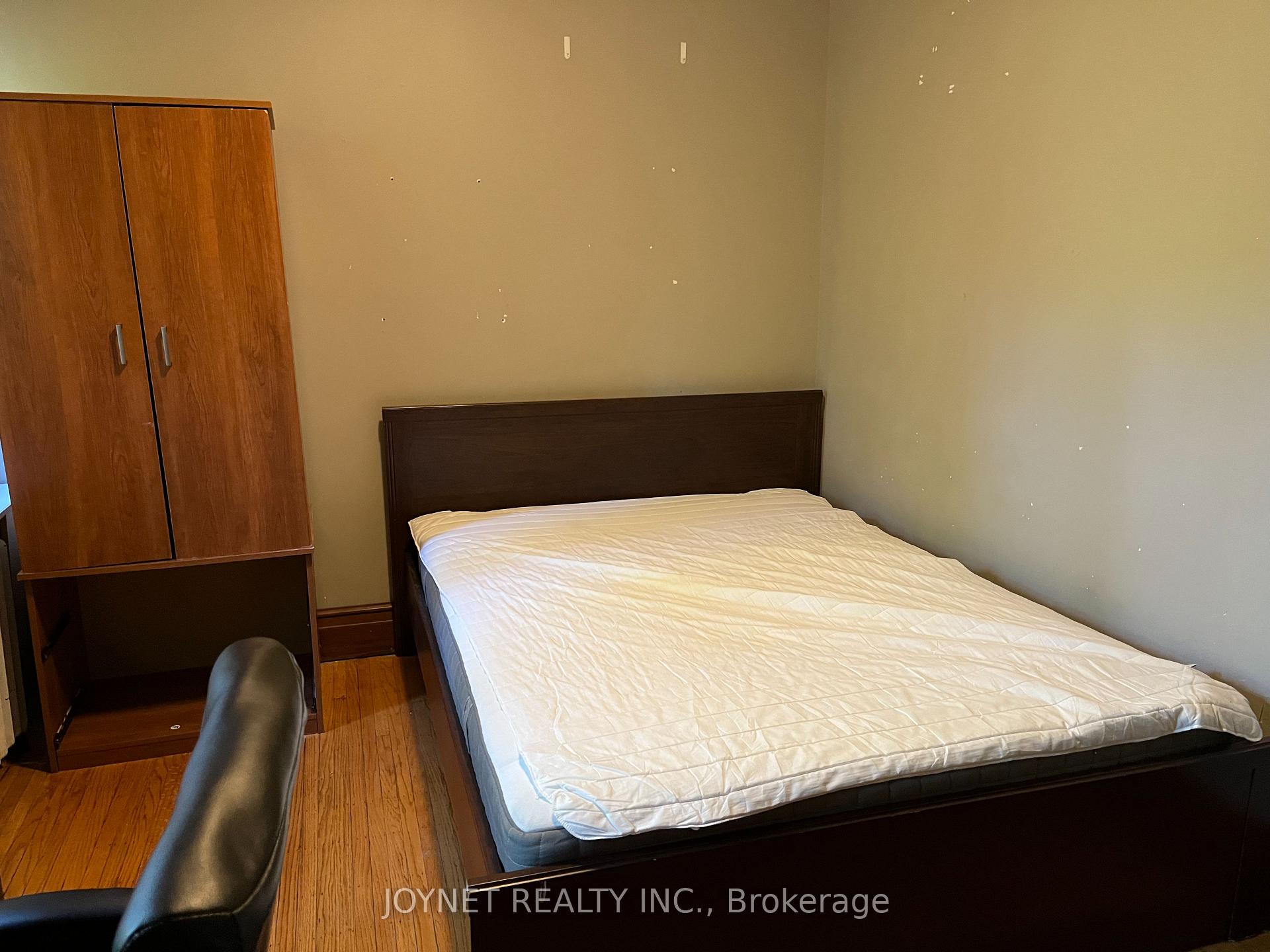 Photo 14 of 68 Whitton Road, Hamilton, Westdale — HOMEH