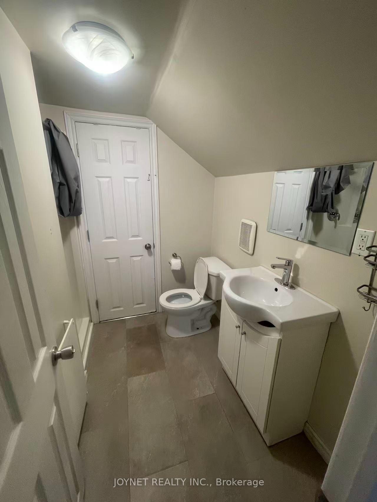 Photo 22 of 68 Whitton Road, Hamilton, Westdale — HOMEH